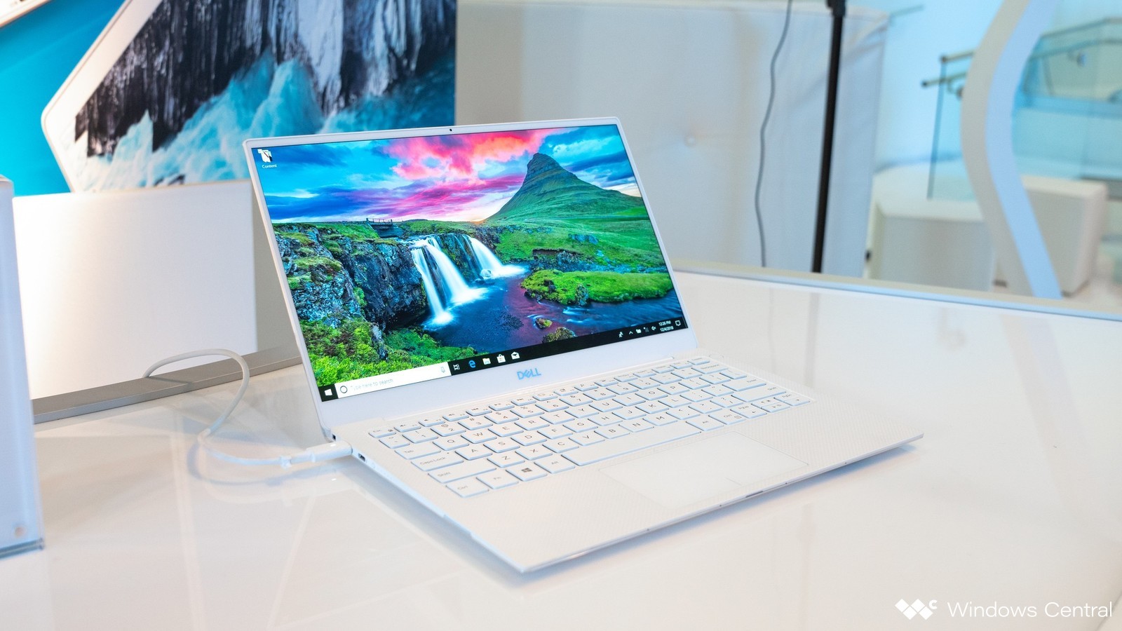 Dell Xps 13 Frost White 1600x900 Wallpaper Teahub Io