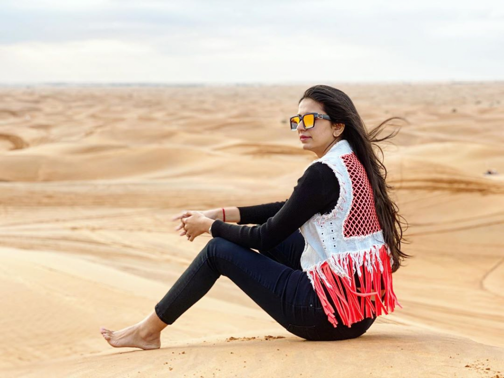 Kinjal Dave - HD Wallpaper 