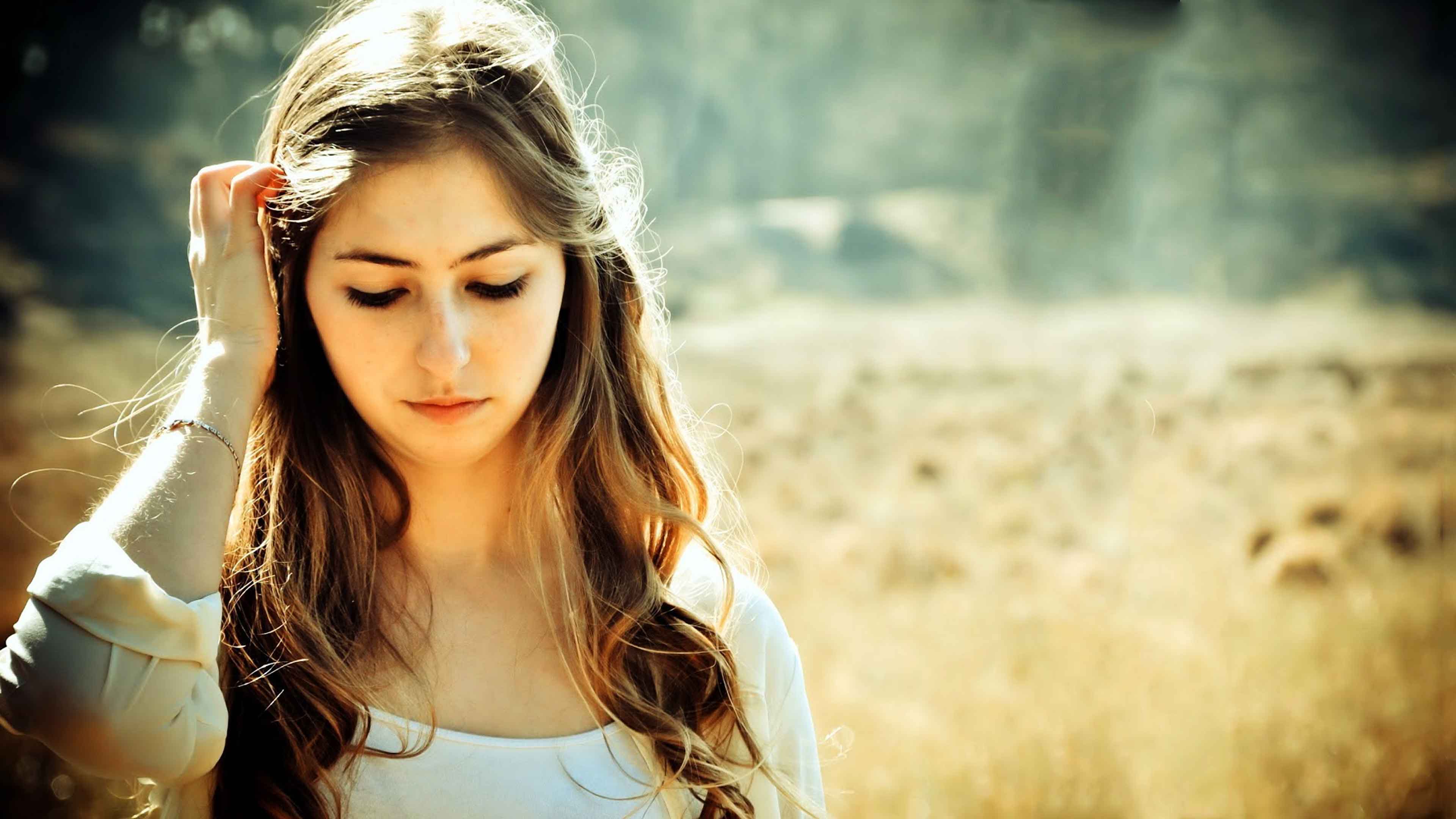 Beautiful Innocent Sad Girl - 3840x2160 Wallpaper Beautiful Innocent Sad Girl - 3840x2160 Wallpaper