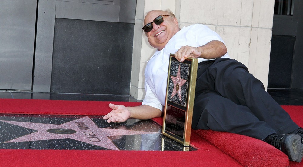 Danny Devito Is Honoured With A Star On The Hollywood - Danny Devito Wallpaper Bald - HD Wallpaper 