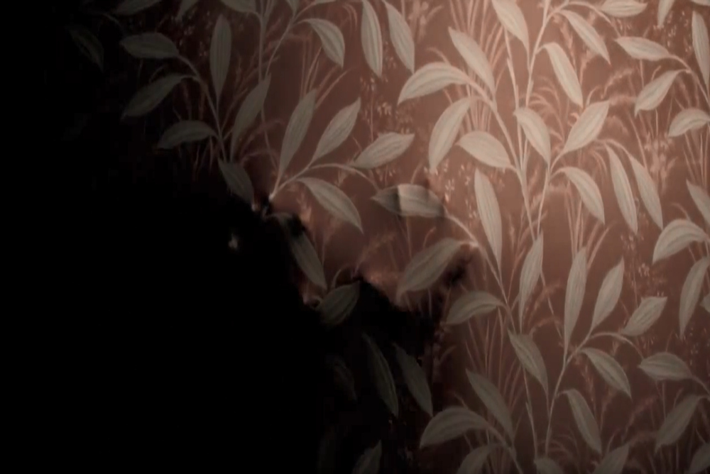 Neon Demon Wall Scene - HD Wallpaper 