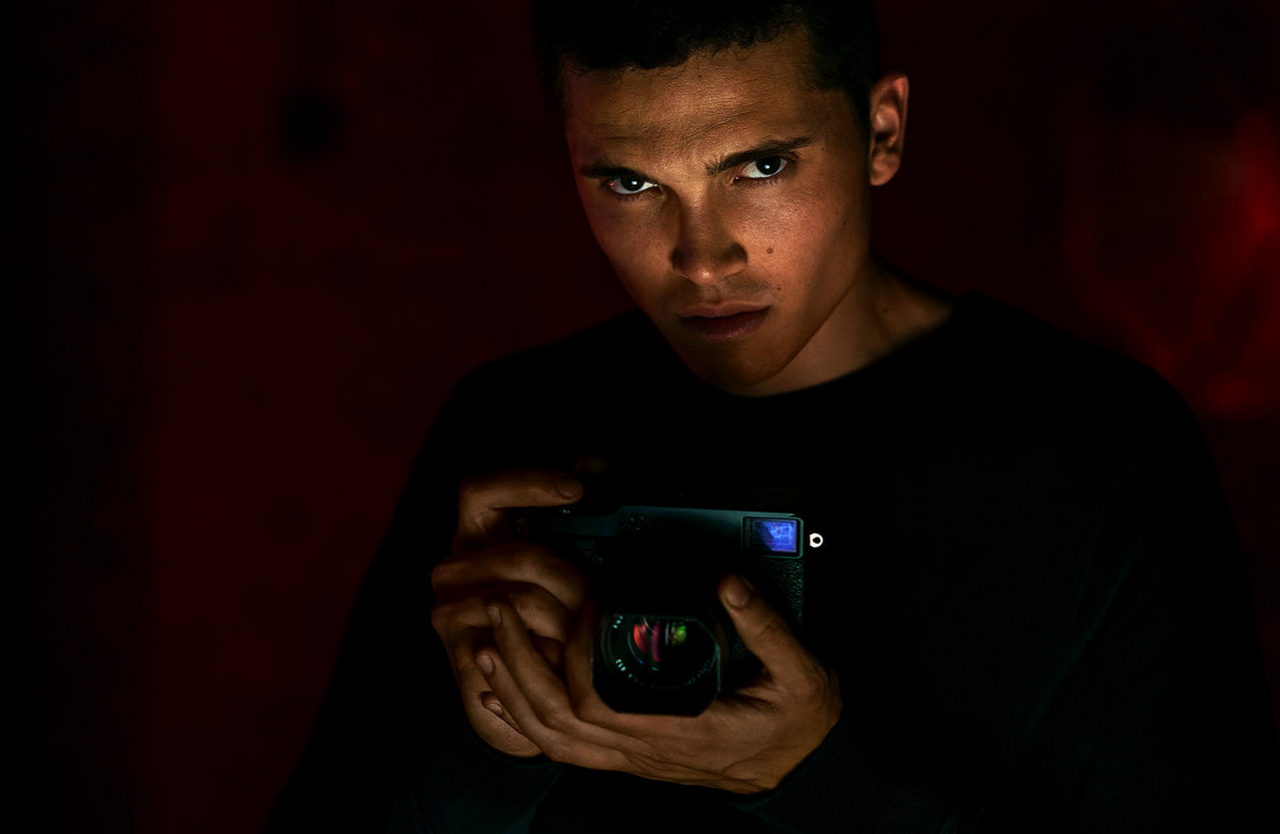 Neon Demon Desmond Harrington - HD Wallpaper 