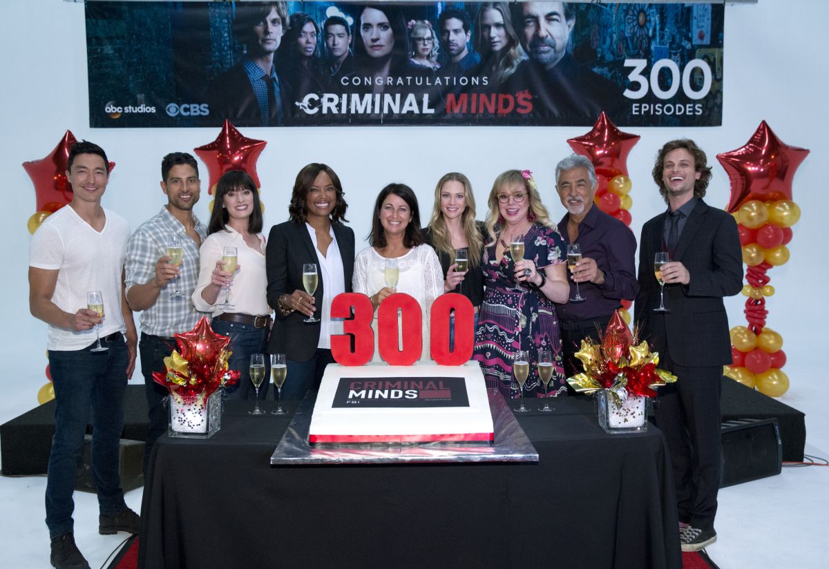 Criminal Minds 300th Episode Celebration - Criminal Minds 300 Episodes - HD Wallpaper 