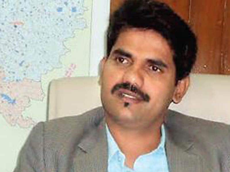 Ias रवि की मौत के मामले की जांच करेगी सीबीआई - Dk Ravi - HD Wallpaper 