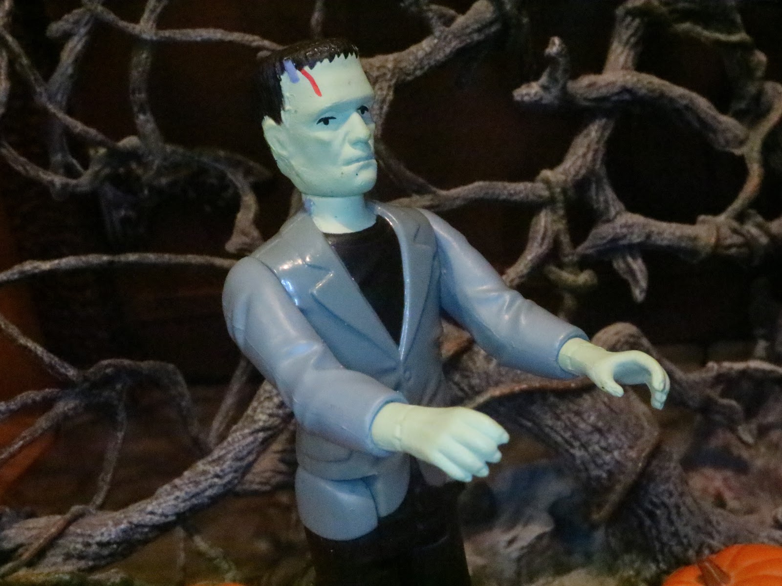 Action Figure - HD Wallpaper 