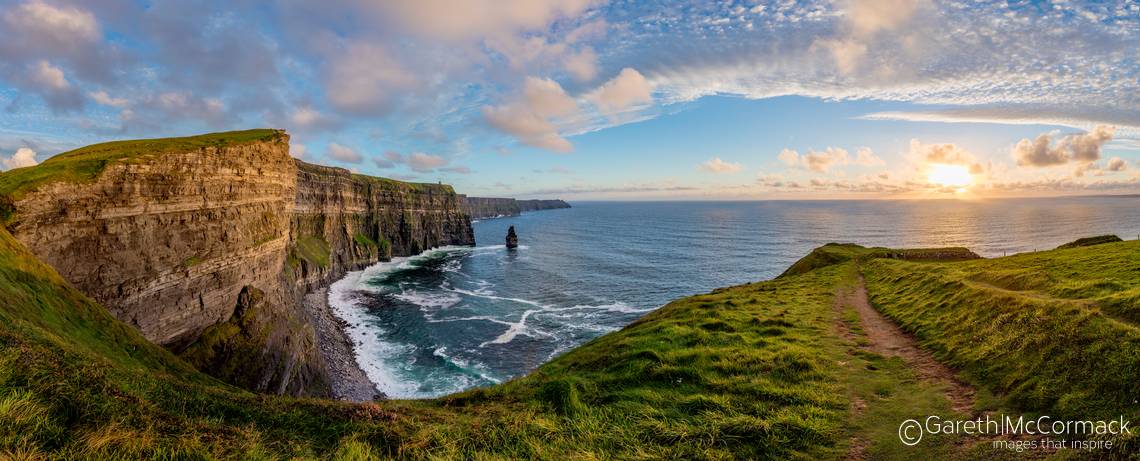 Evening At The Cliffs Of Moher, County Clare, Ireland - Cliff - HD Wallpaper 