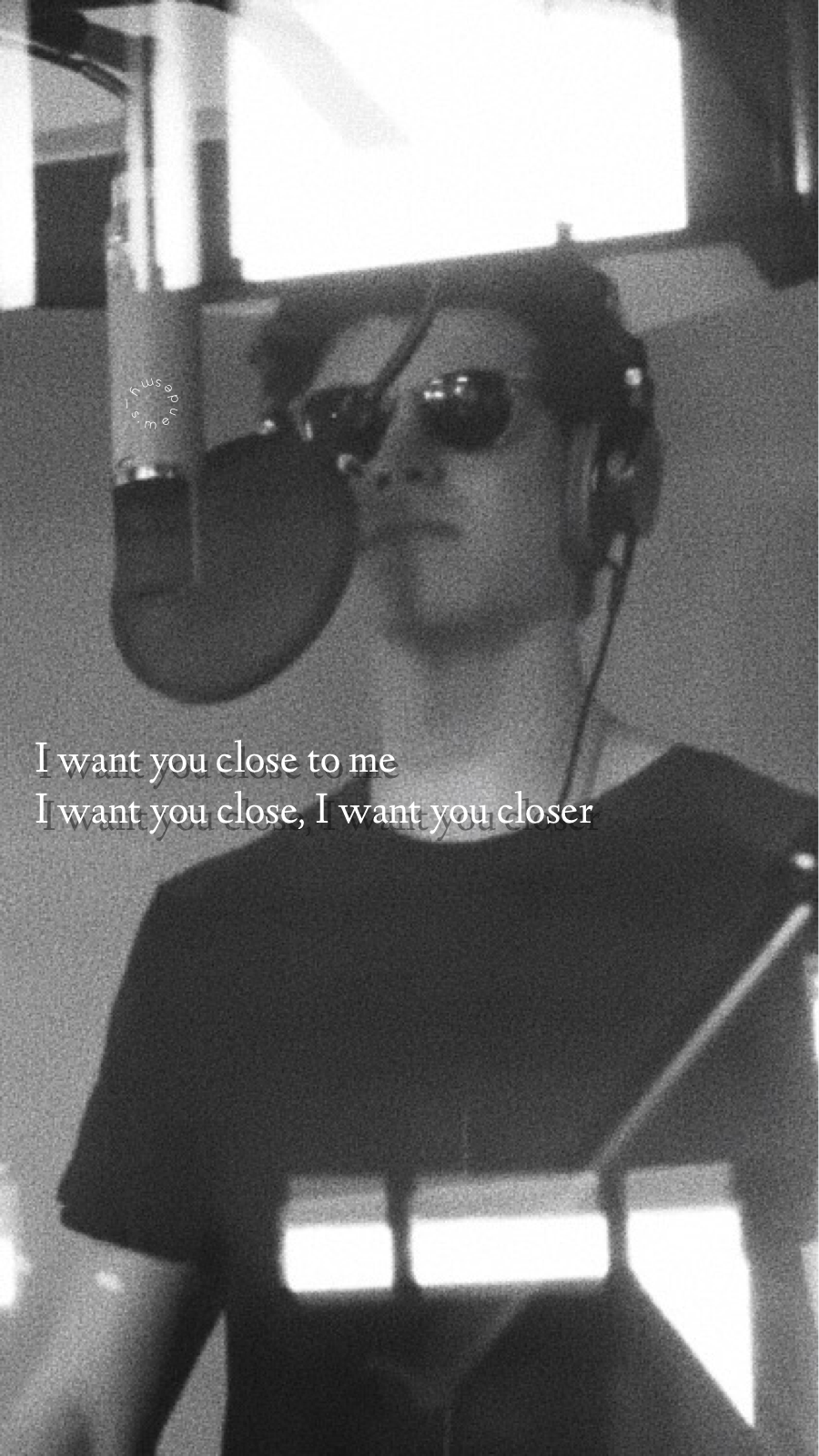 Monochrome - HD Wallpaper 