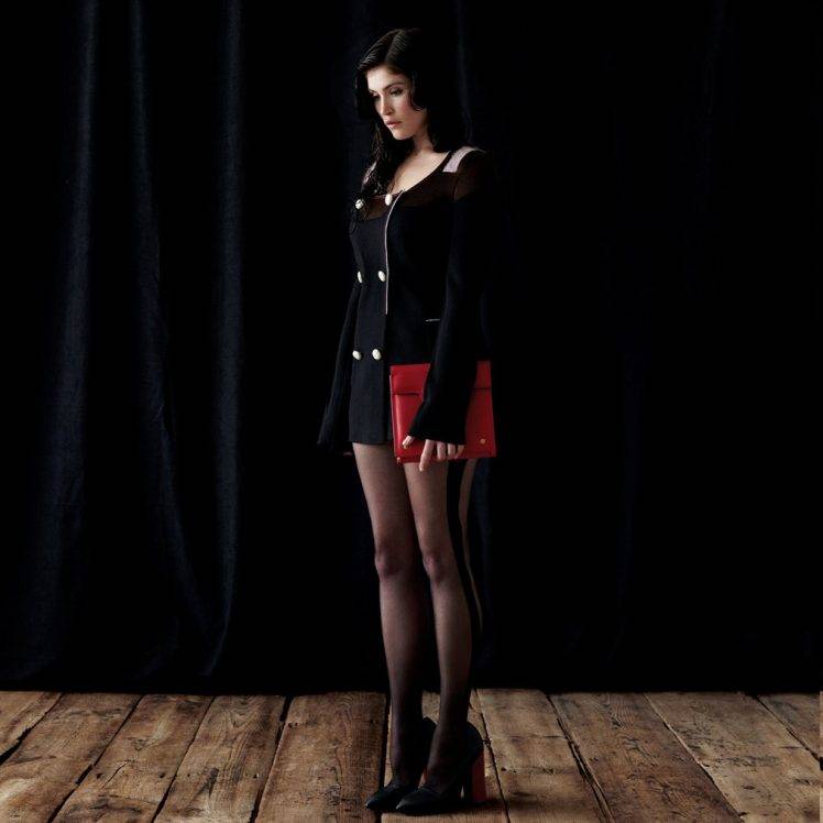 Gemma Arterton Pernas - HD Wallpaper 