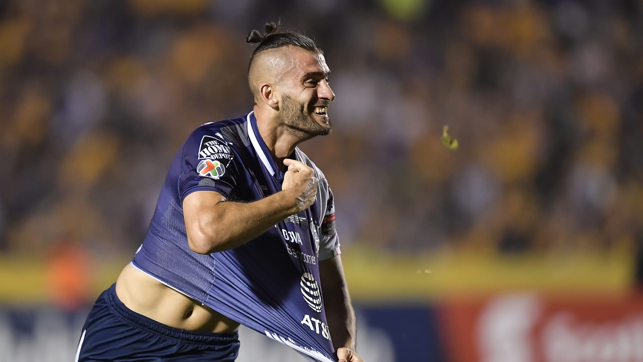 Nicolas Sanchez, - Player - HD Wallpaper 