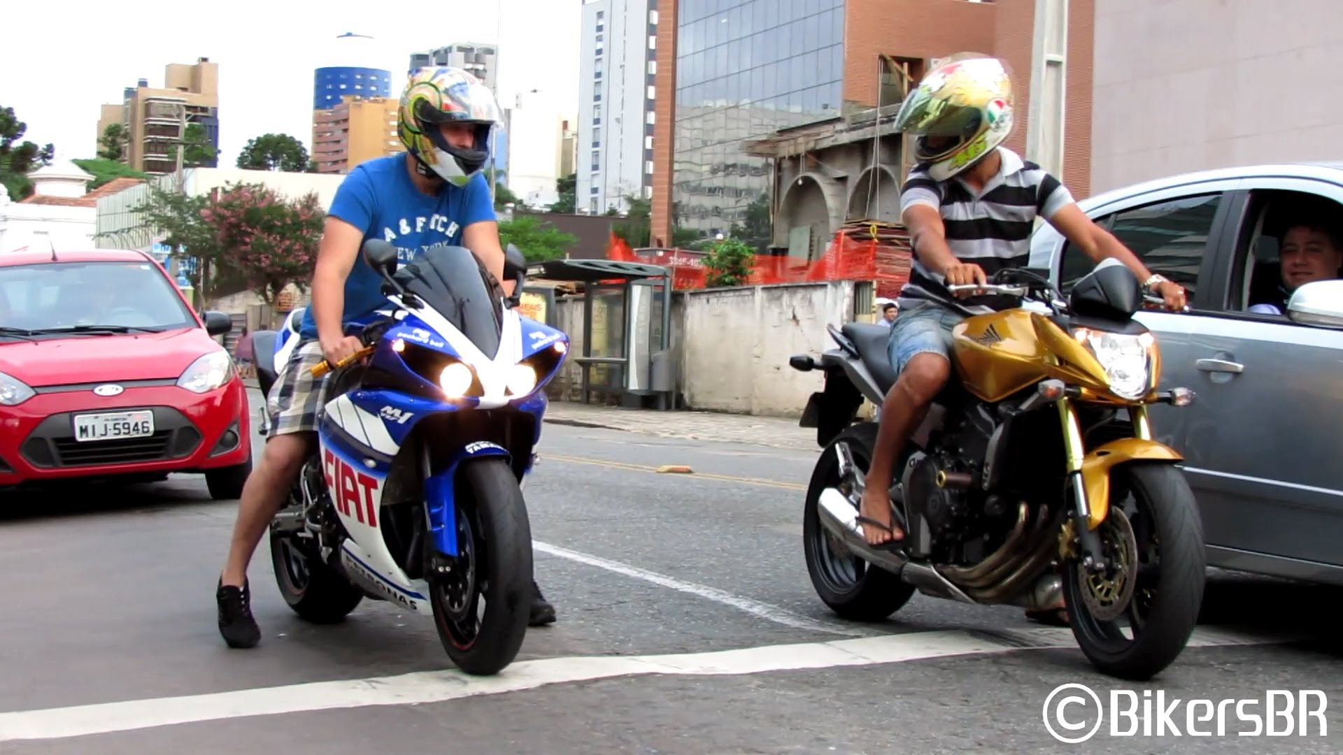 Honda Cbr Vs Hornet - HD Wallpaper 