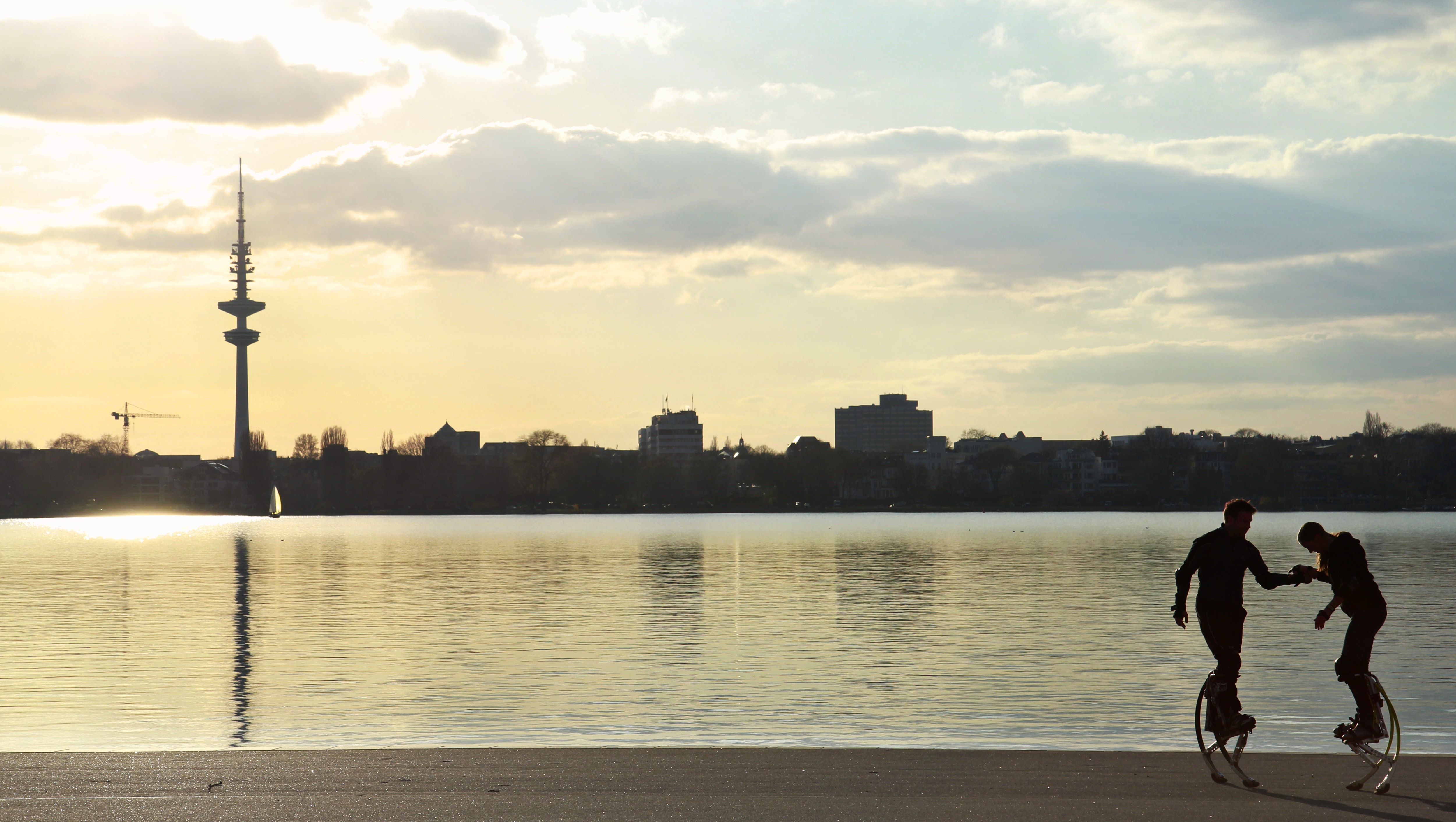 Hamburg Alster - HD Wallpaper 