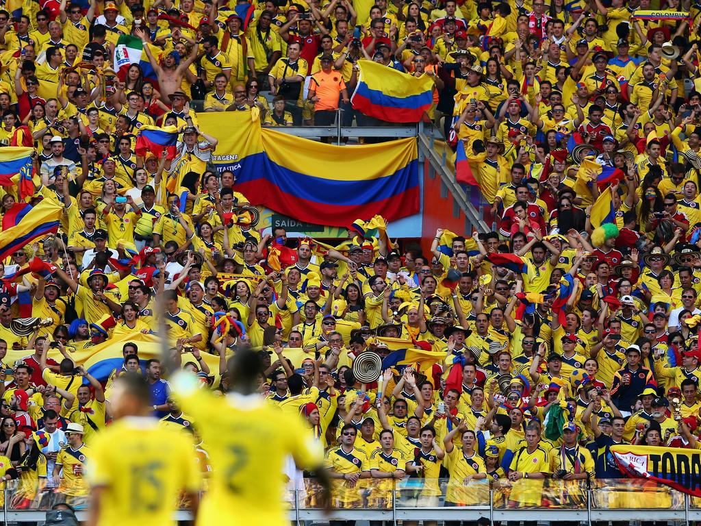 In Kolumbien War América De Cali Für Lange Zeit Eine - Crowd - HD Wallpaper 