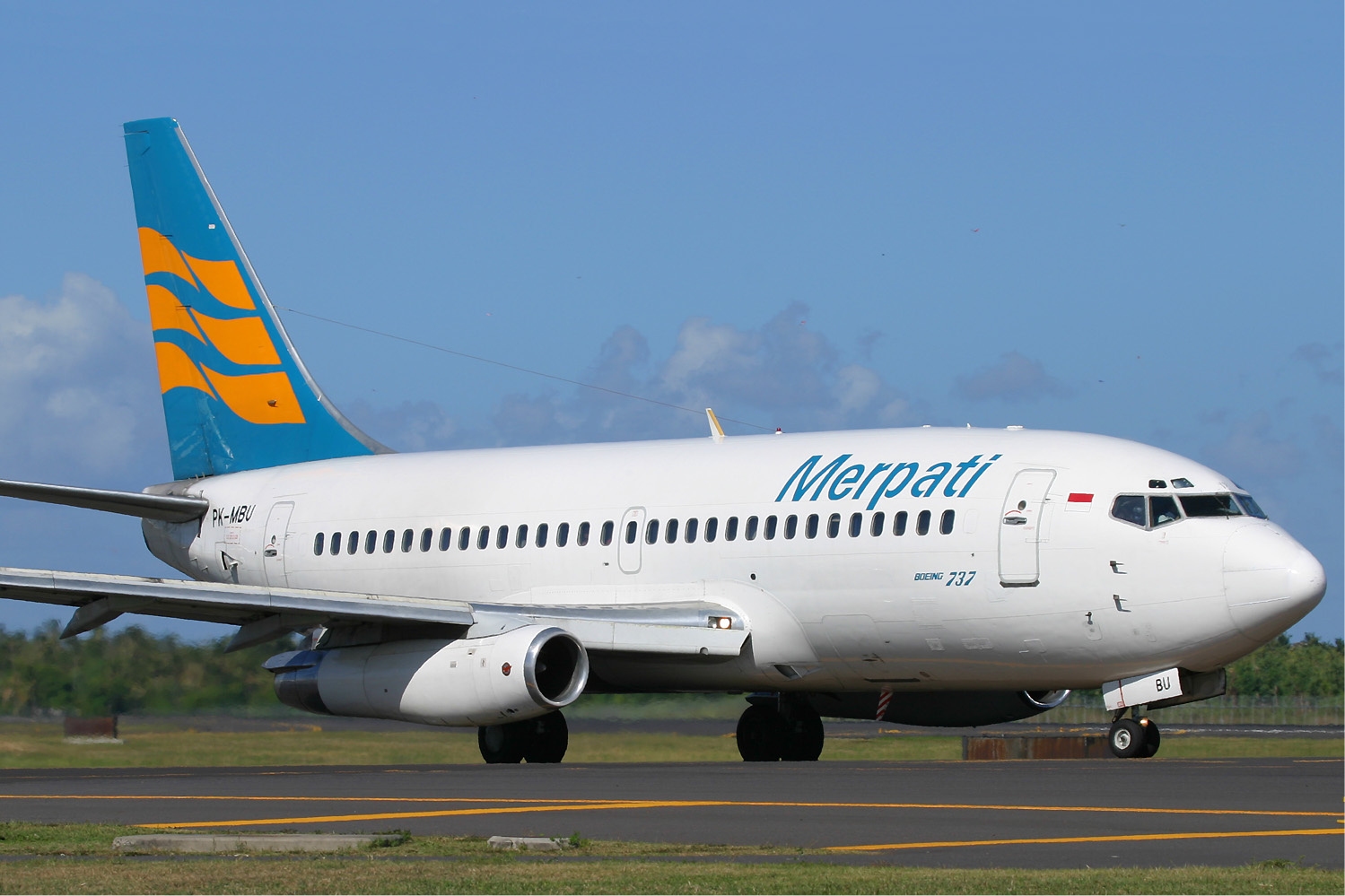 Boeing 737 200 Merpati - HD Wallpaper 