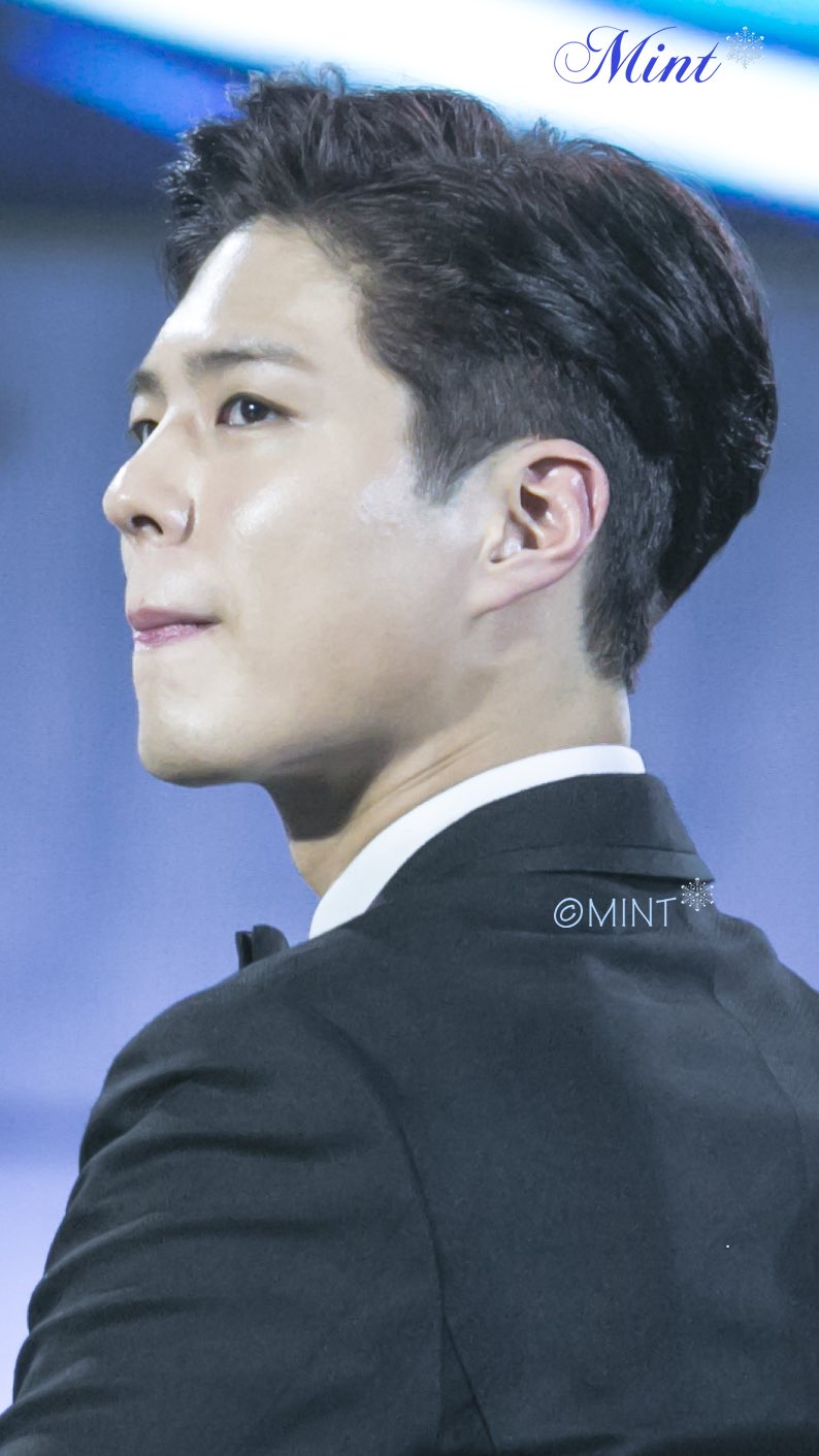 53rd Baeksang Arts Awards - Yoongi On A Award Show - HD Wallpaper 