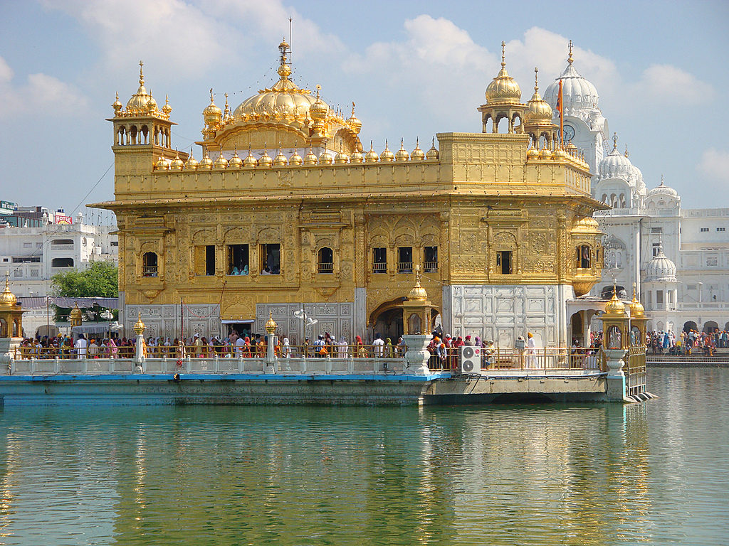 Golden Temple - HD Wallpaper 