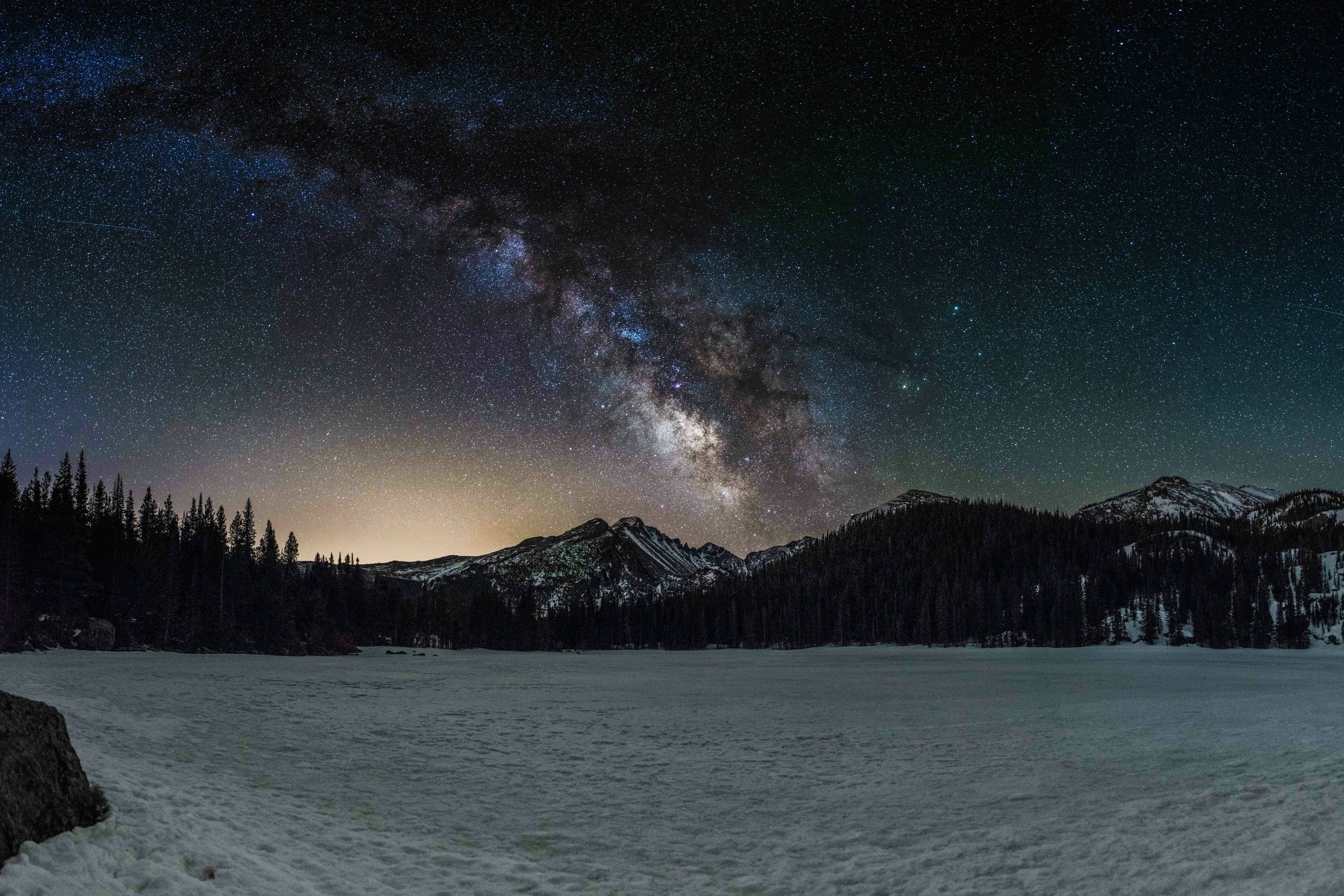 Snowy Mountain Starry Sky - HD Wallpaper 