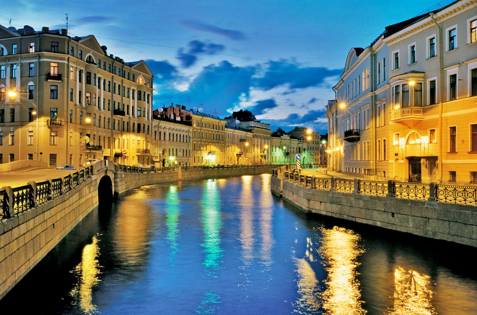 Canals Of St Petersburg - HD Wallpaper 