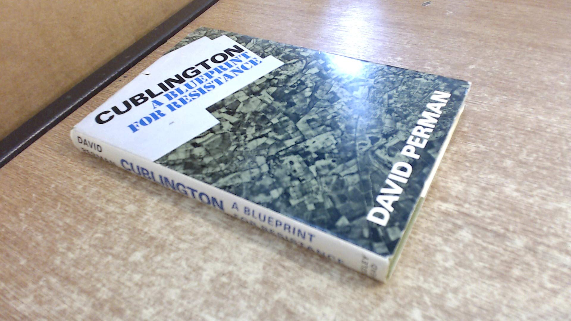 Book Cover - HD Wallpaper 