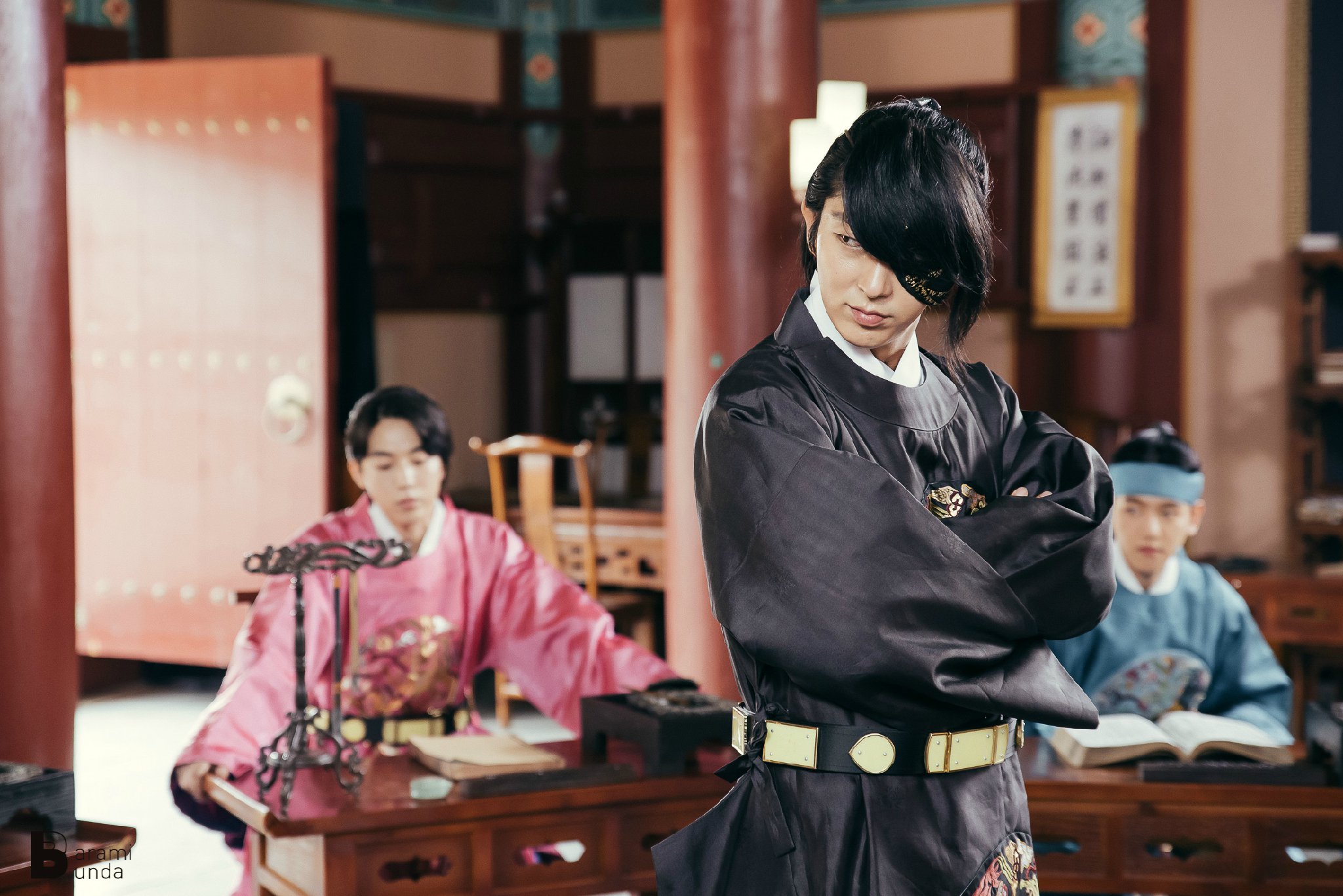 Lee Jun Ki And Nam Joo Hyuk - HD Wallpaper 