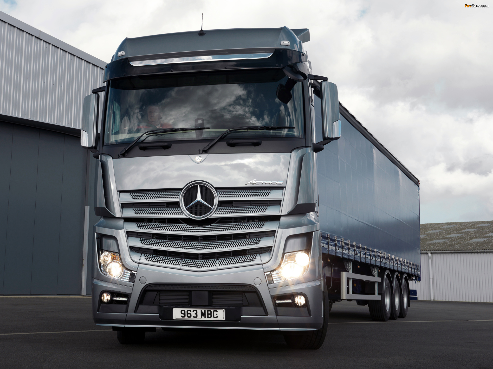 Mercedes Benz Actros 2545 Uk Spec 2011 Wallpapers (2048 - Mercedes Benz Actros Mp4 - HD Wallpaper 