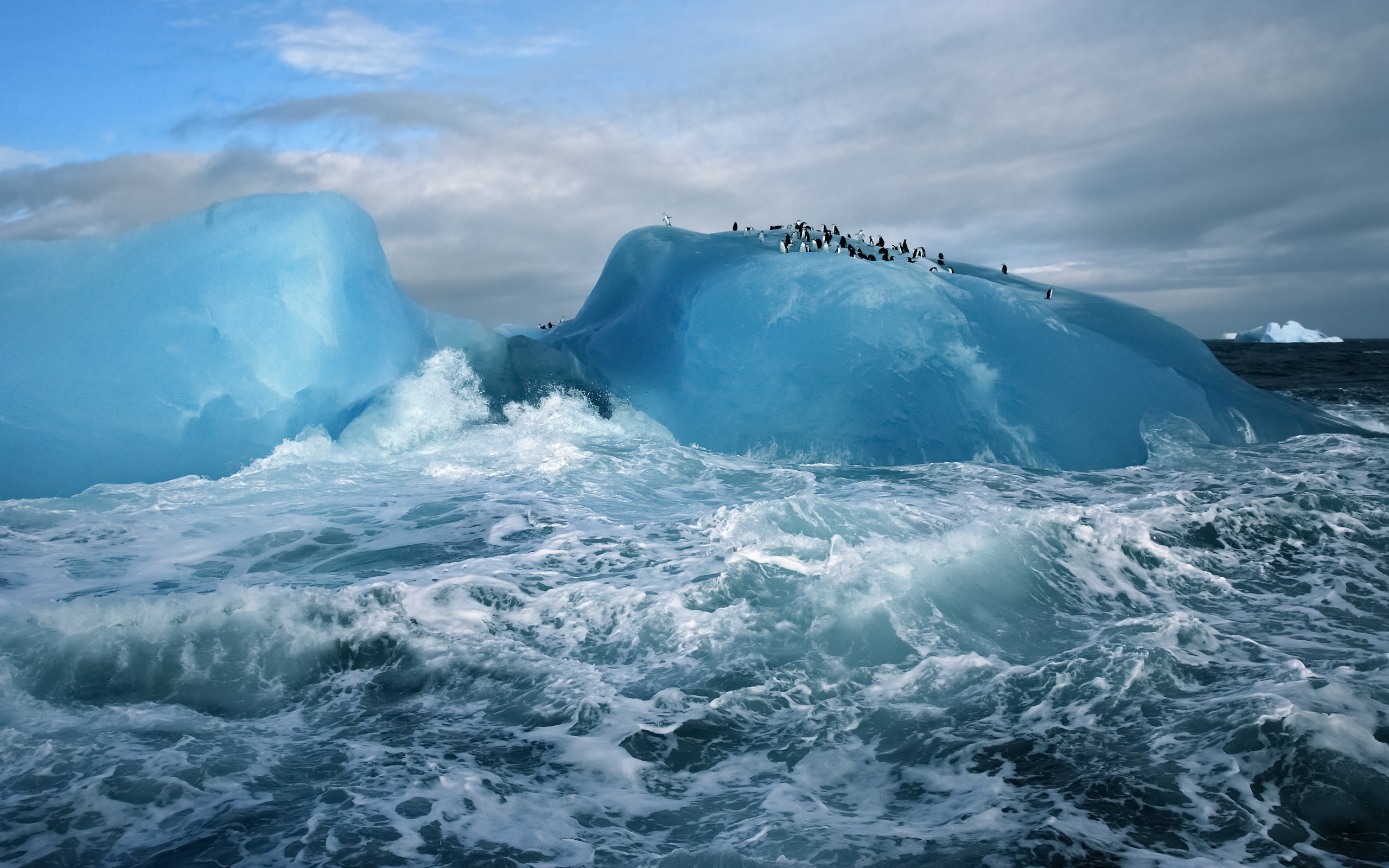 Antarctica Ice And Waves - HD Wallpaper 