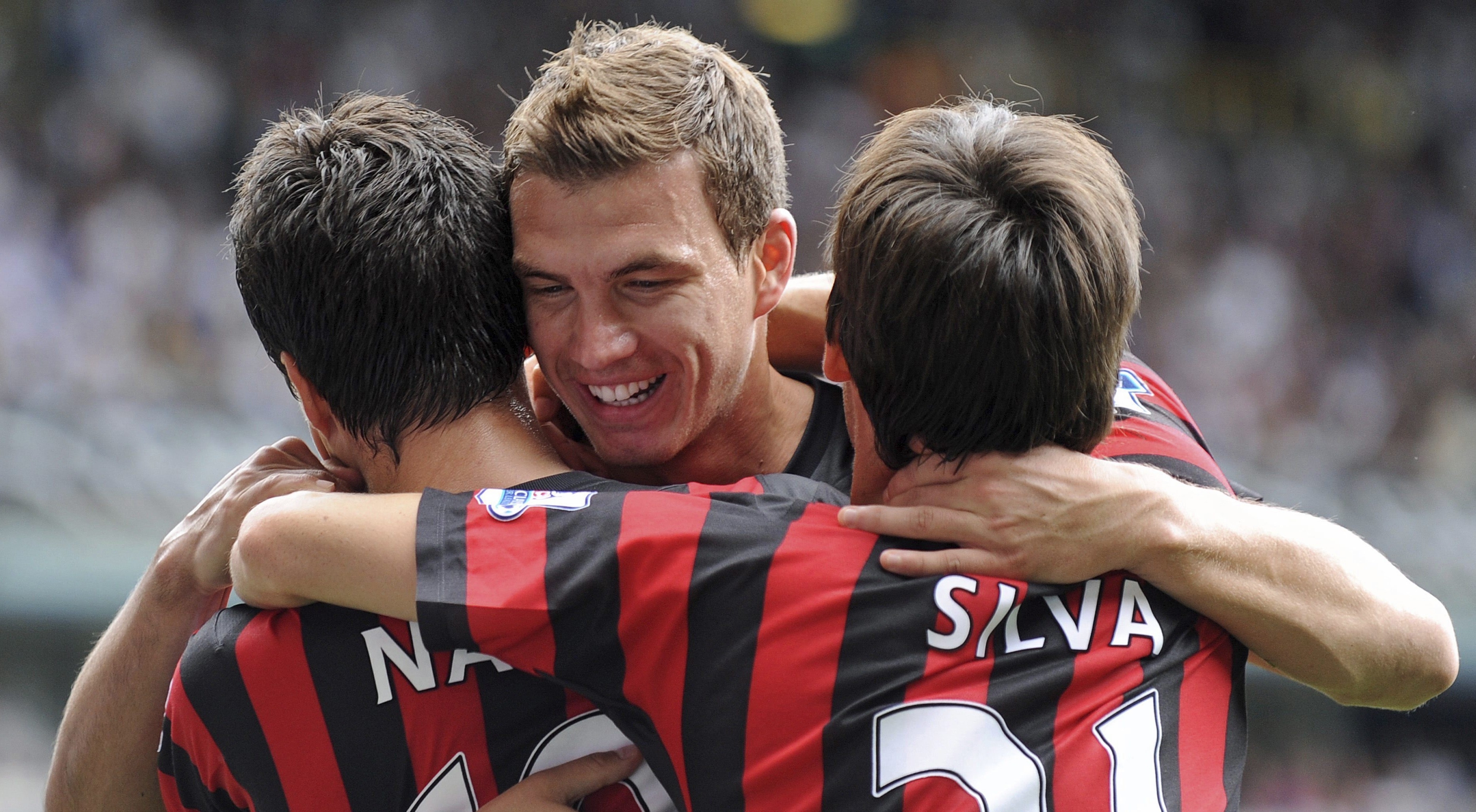 Manchester City Edin Dzeko David Silva Samir Nasri - Sfondi Edin Dzeko - HD Wallpaper 