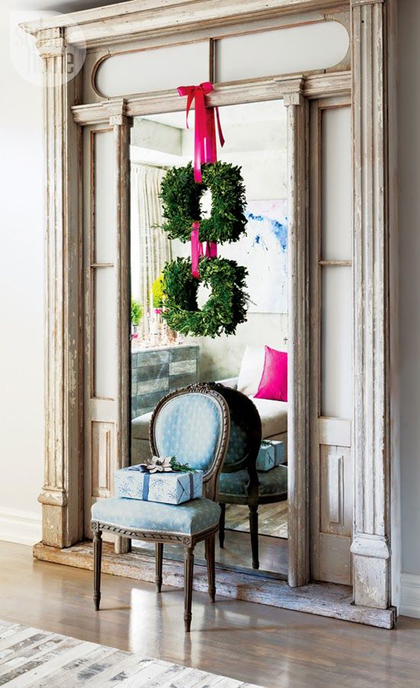 Boxwood Wreath French Window - HD Wallpaper 