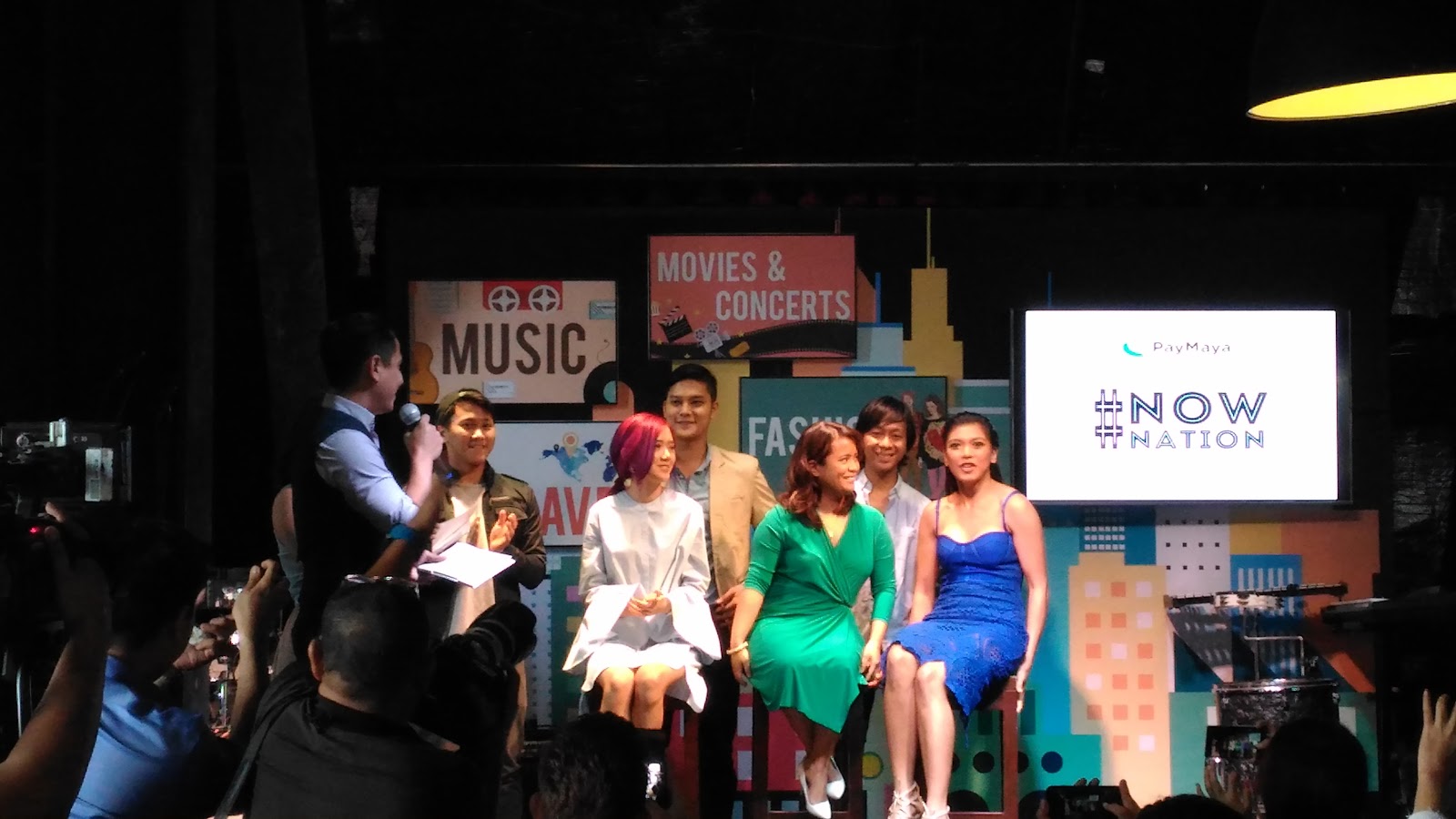 Convention - HD Wallpaper 