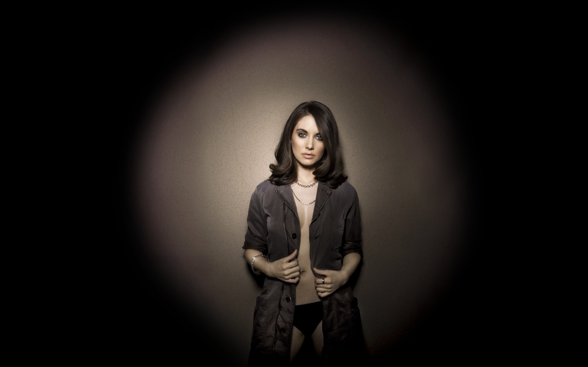 Alison Brie - HD Wallpaper 