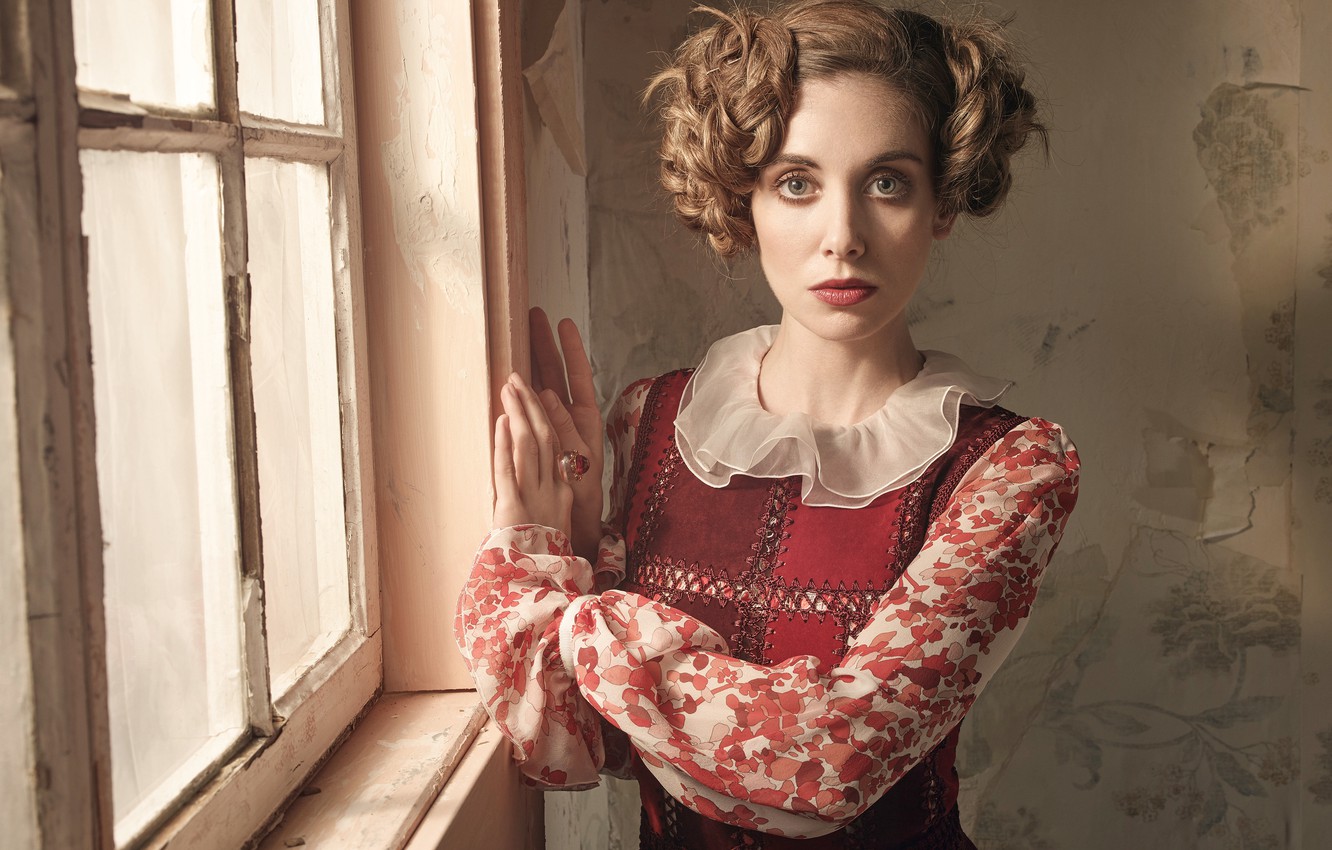 Photo Wallpaper Model, Dress, Actress, Hairstyle, Photographer, - Alison Brie - HD Wallpaper 