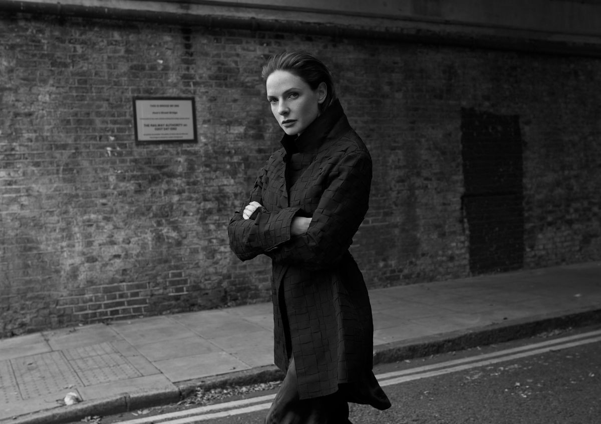 Rebecca Ferguson - Rebecca Ferguson Contributor Magazine - HD Wallpaper 