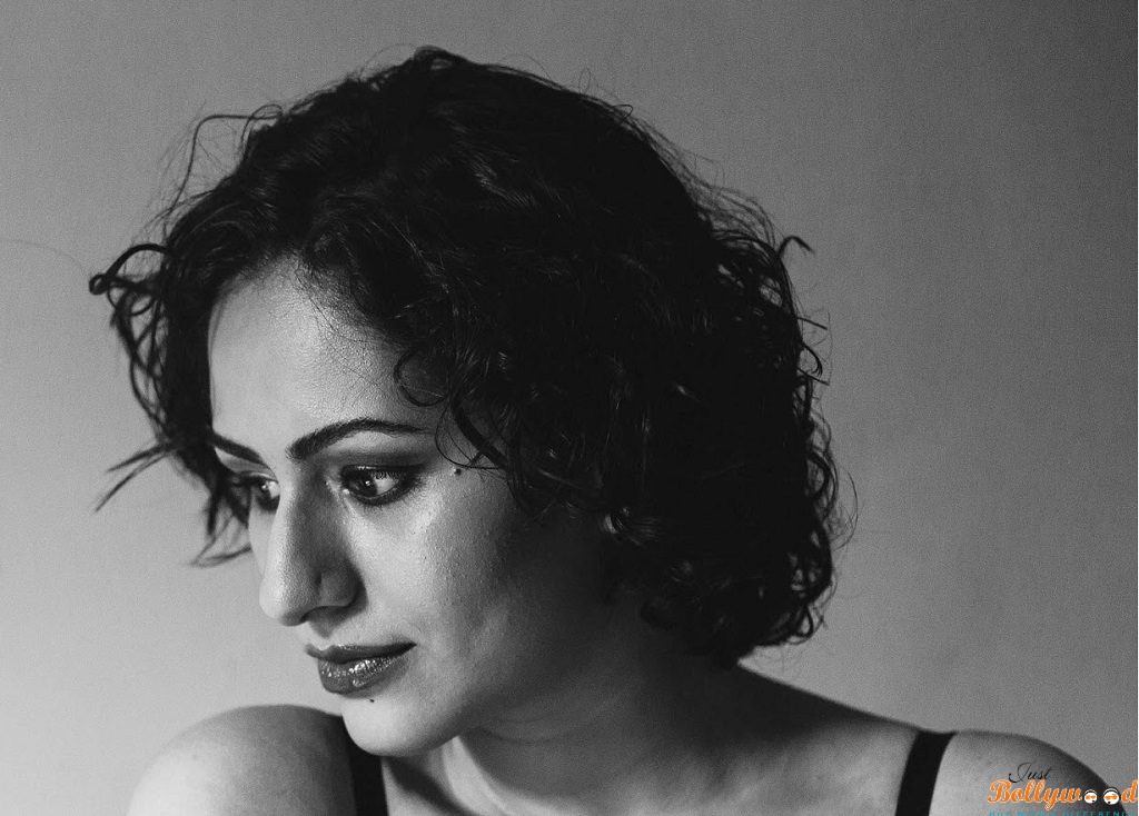 Khushboo Upadhyay - Khushbu Upadhyay - HD Wallpaper 