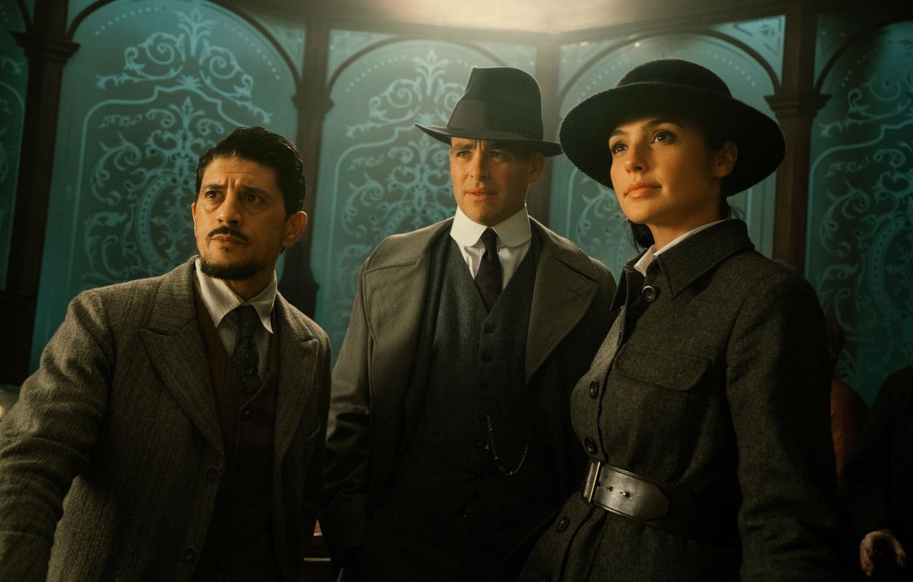 Photo Wallpaper Cinema, Wonder Woman, Soldier, Hat, - Wonder Woman Movie Shopping - HD Wallpaper 