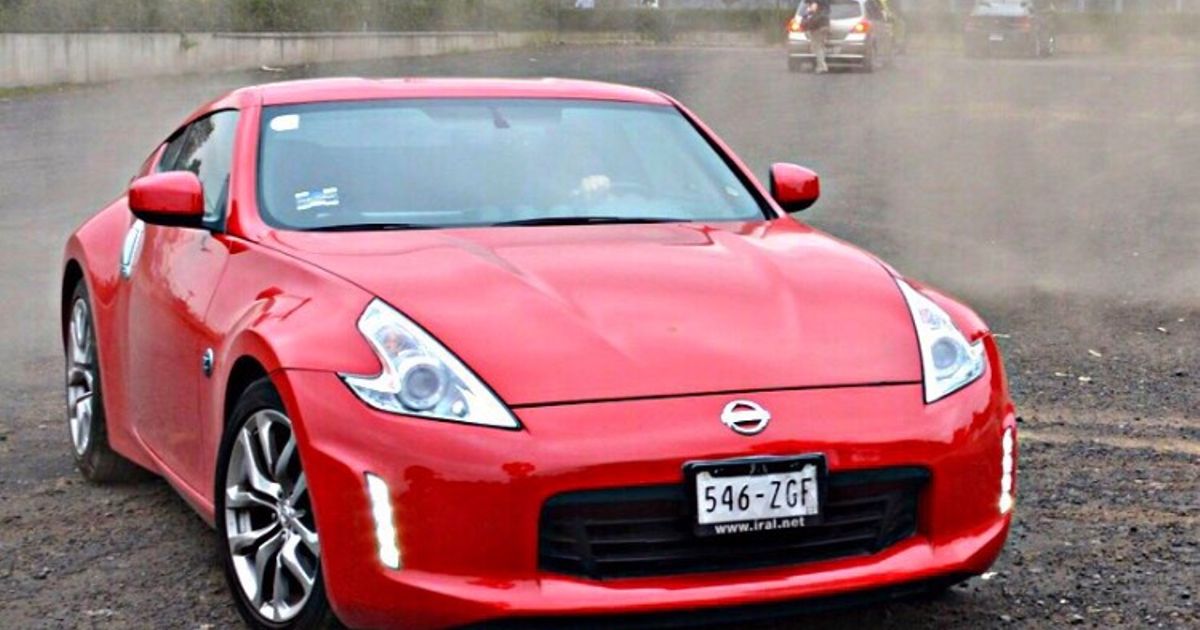 Nissan 350z - HD Wallpaper 