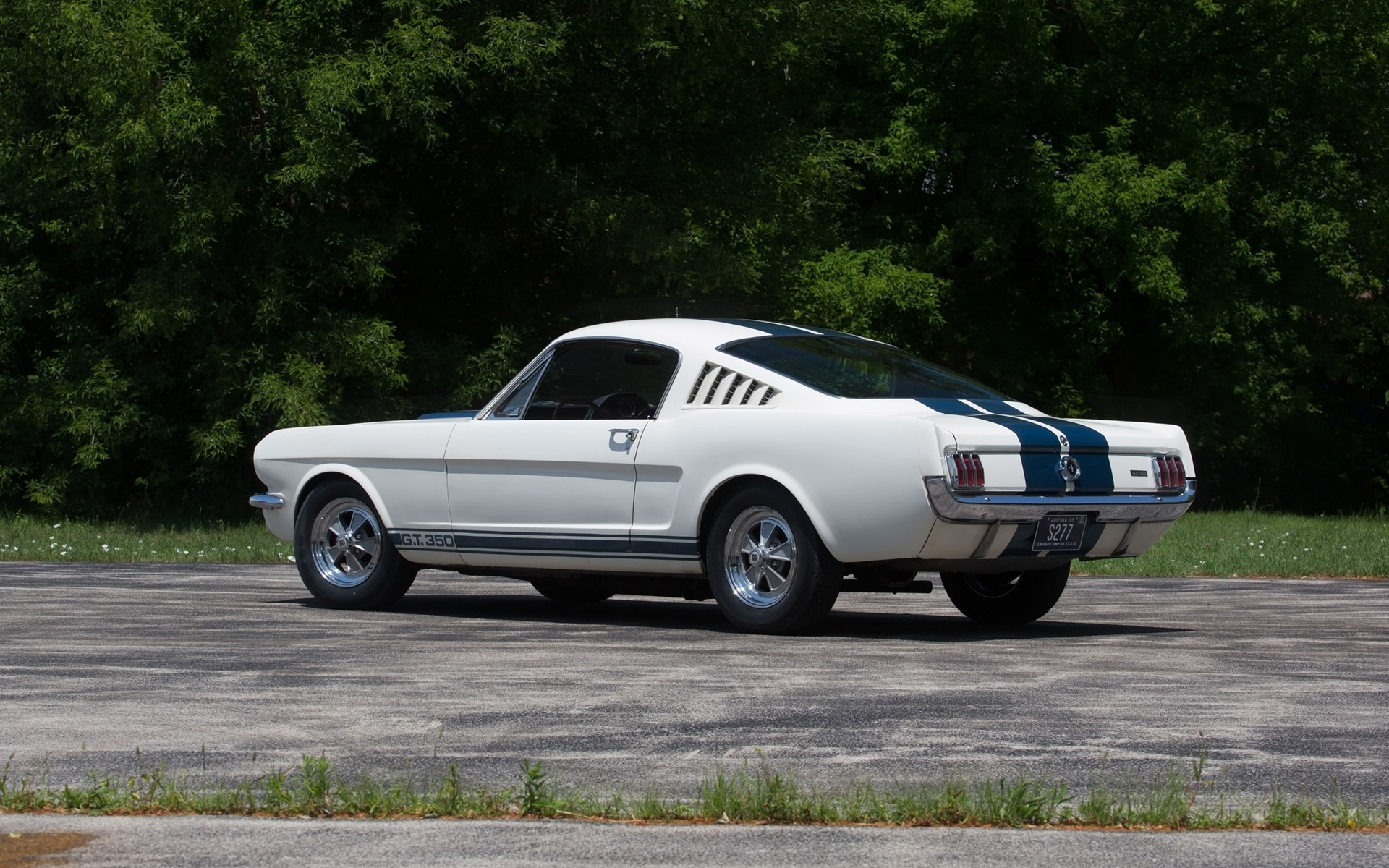 First Generation Ford Mustang - HD Wallpaper 
