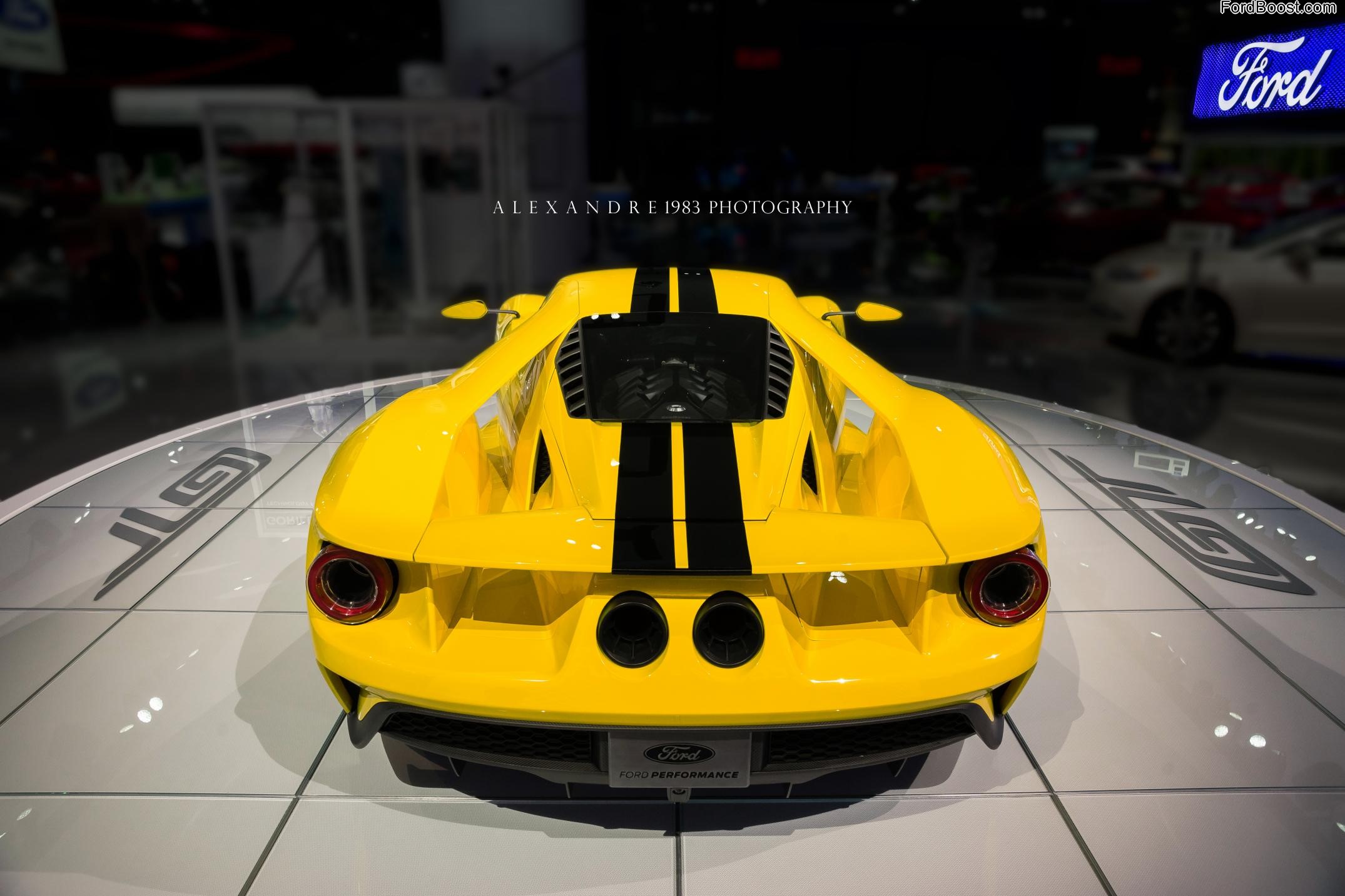 Supercar - HD Wallpaper 