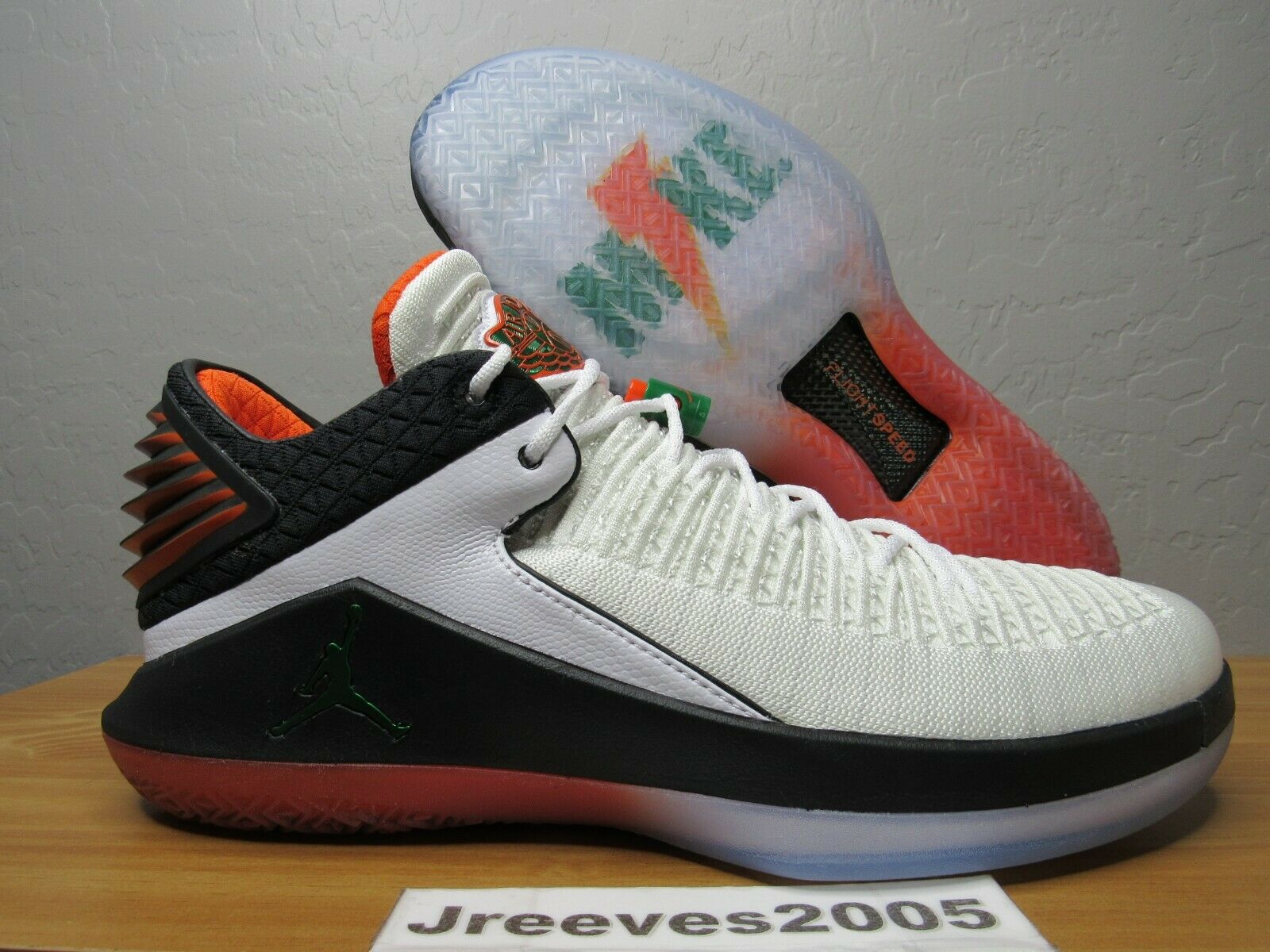 Sneakers - HD Wallpaper 