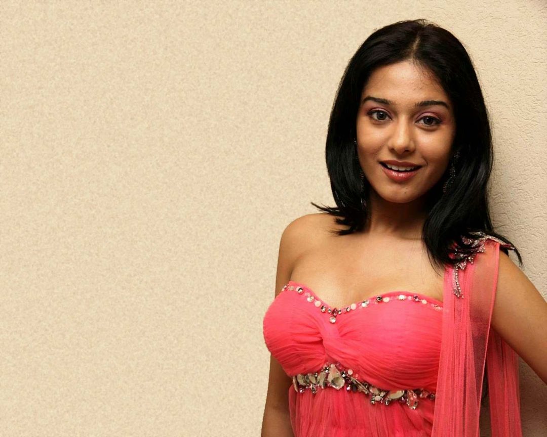Android, Iphone, Desktop Hd Backgrounds / Wallpapers - Amrita Rao - HD Wallpaper 
