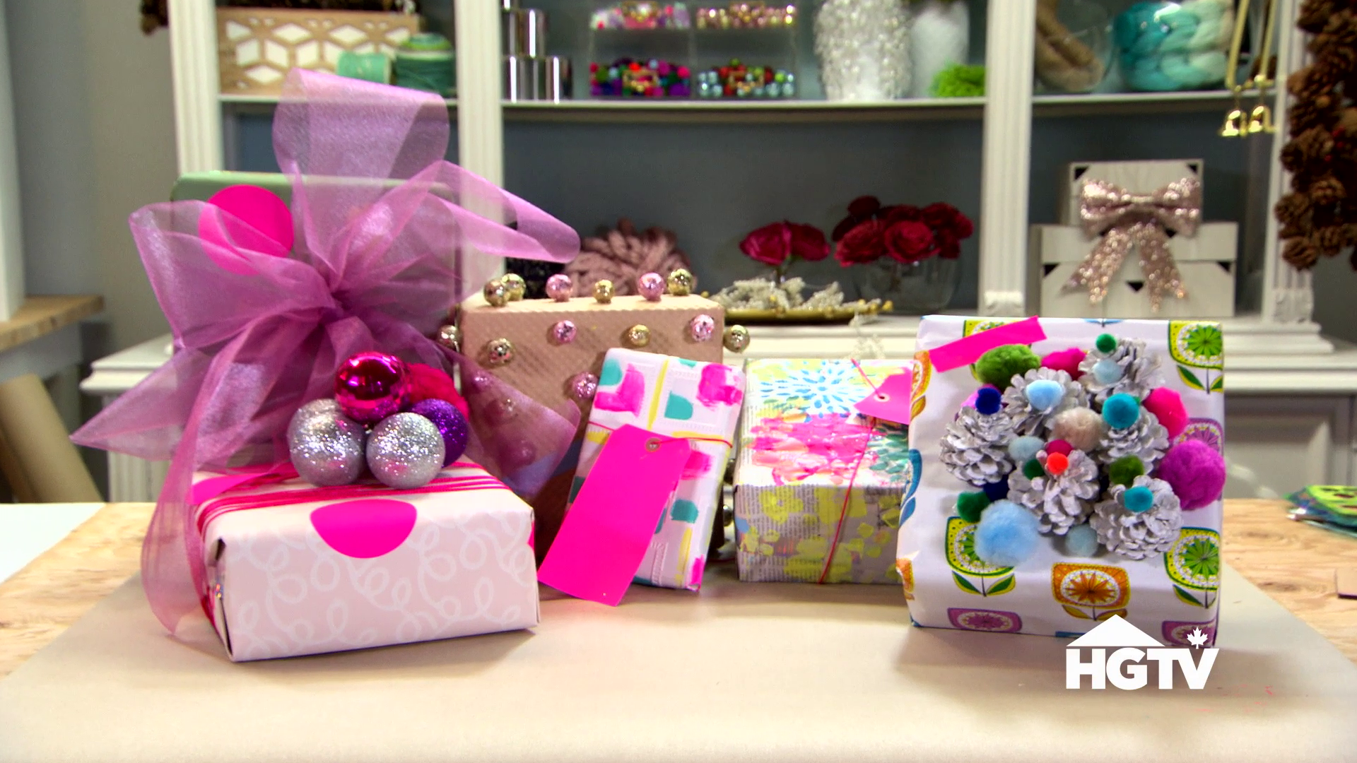 Gift Wrapping - HD Wallpaper 