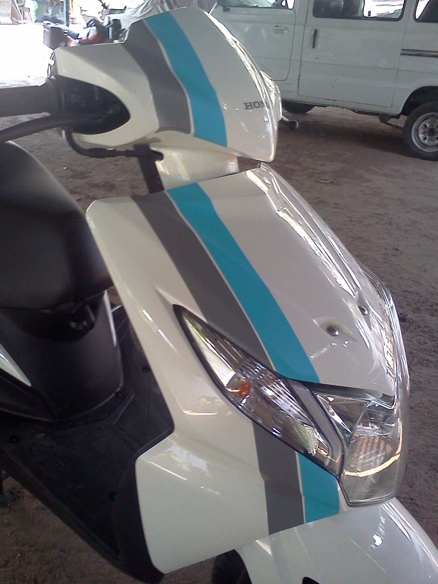 Honda Dio White Stickering - HD Wallpaper 