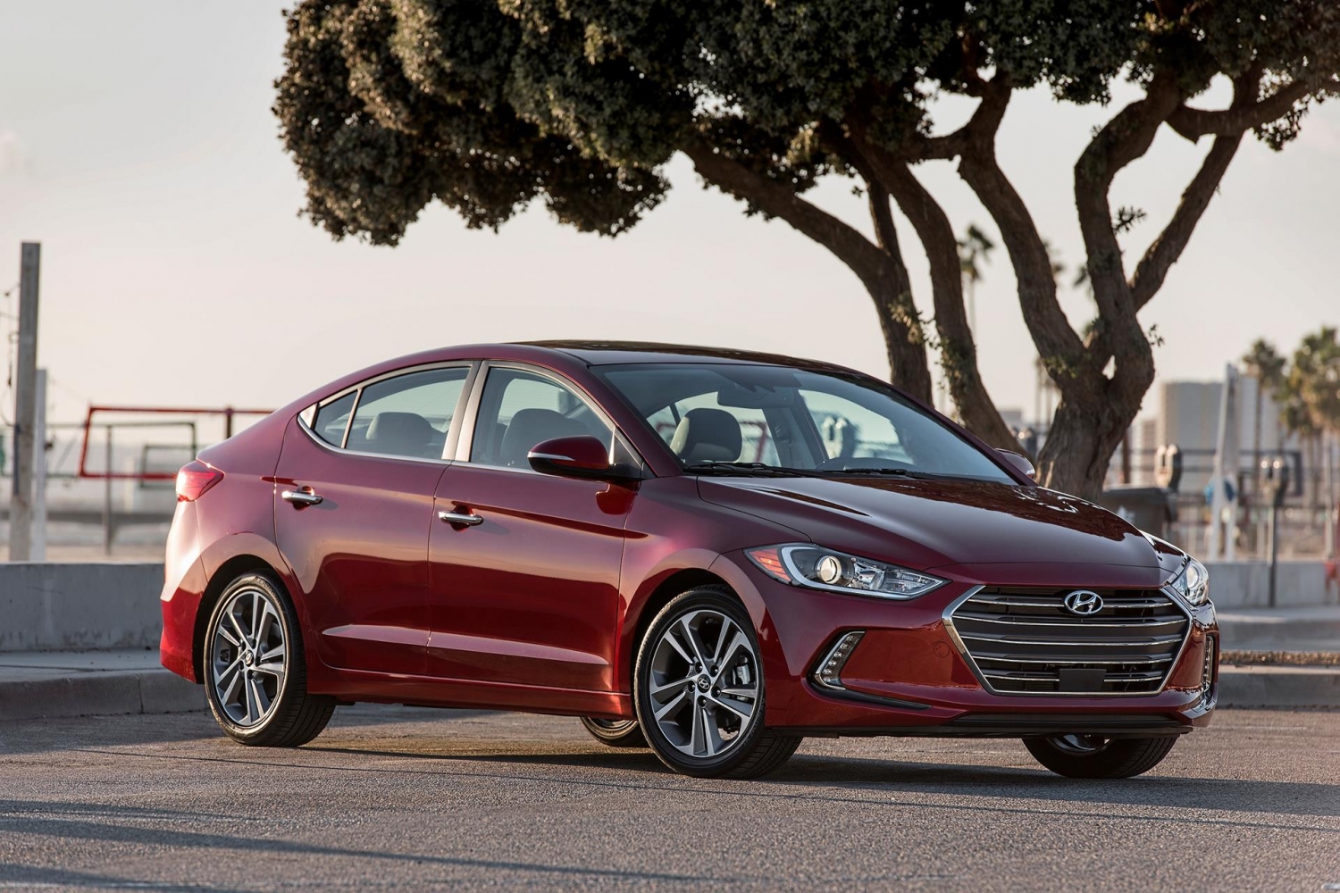 2017 Hyundai Elantra Wallpapers - Hyundai Elantra 2017 Rojo - HD Wallpaper 