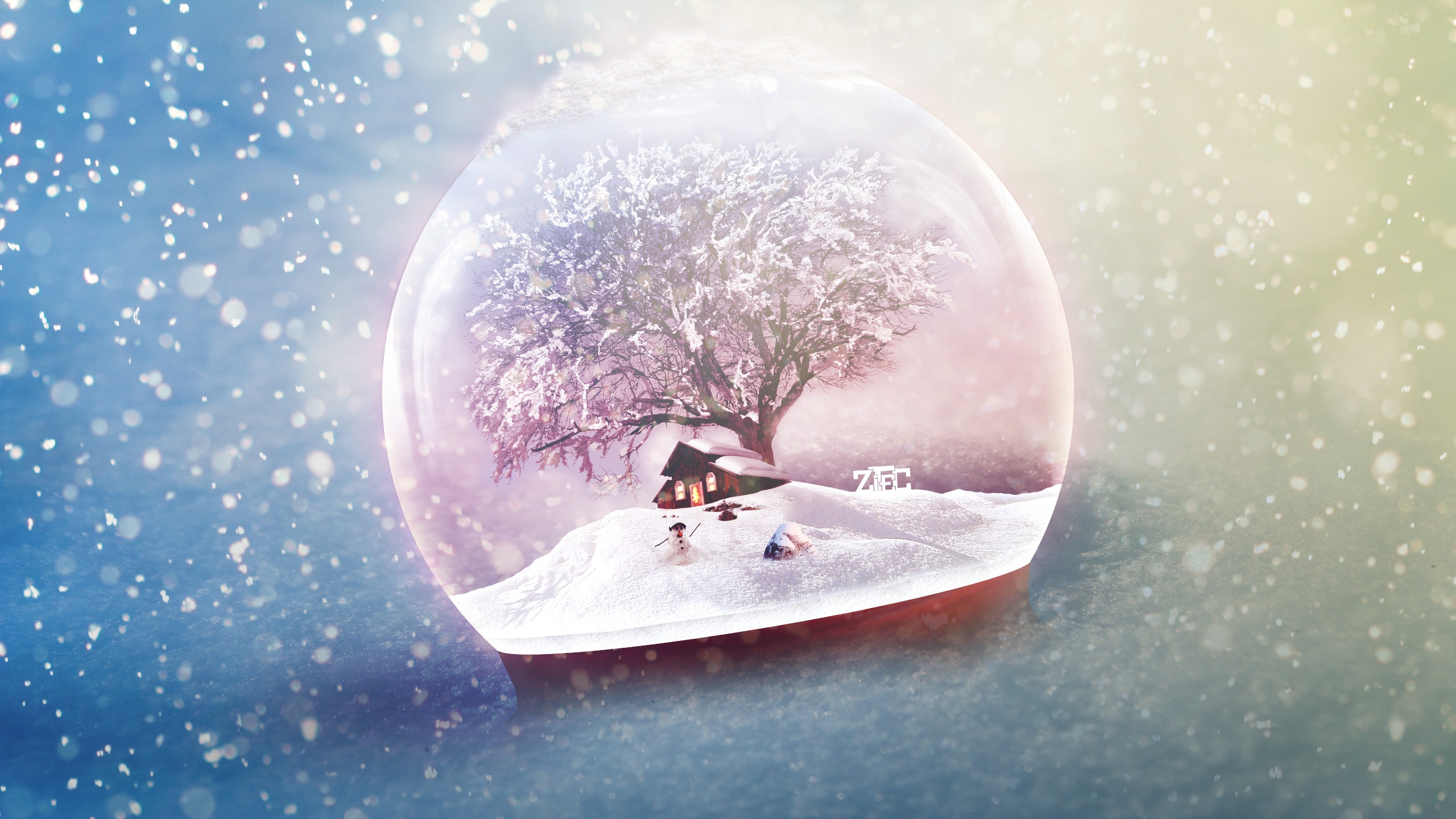 Free Christmas Snowball Holiday, Computer Desktop Hd - December Wallpaper Hd - HD Wallpaper 