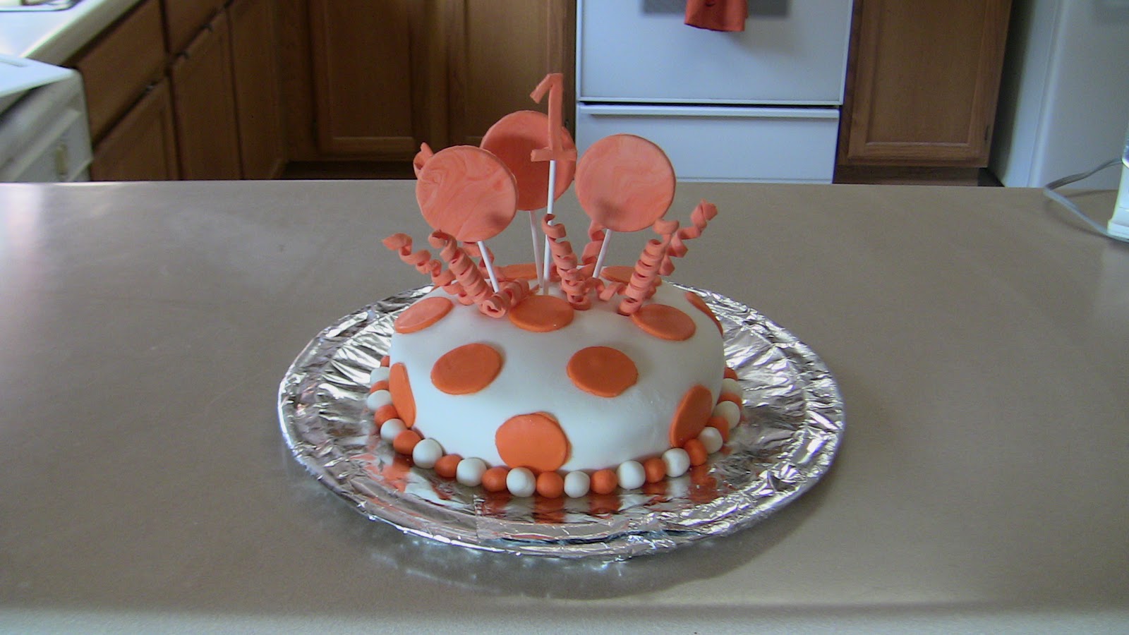 Birthday Cake - HD Wallpaper 