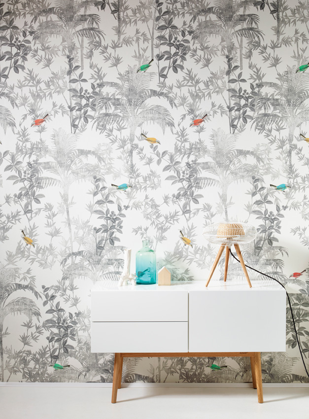 Khroma Azoura Moon - HD Wallpaper 