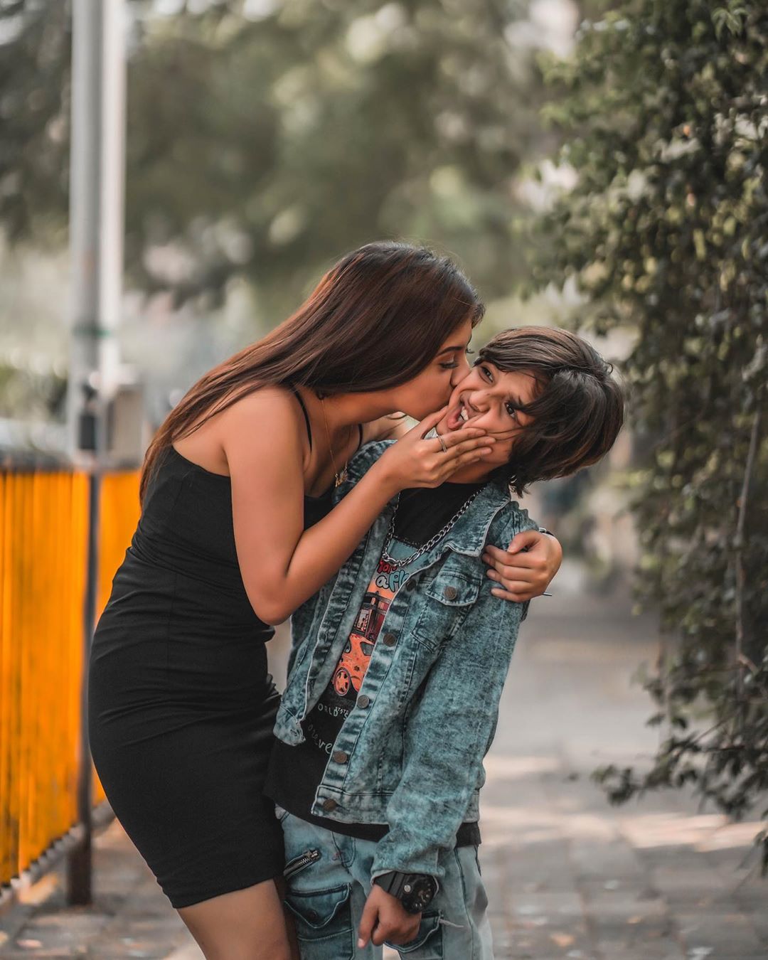 Arishfa Khan 𝐟𝐨𝐫 1𝐌 𝐨𝐧 𝐓𝐢𝐤𝐭𝐨𝐤 - Arishfa Khan - HD Wallpaper 