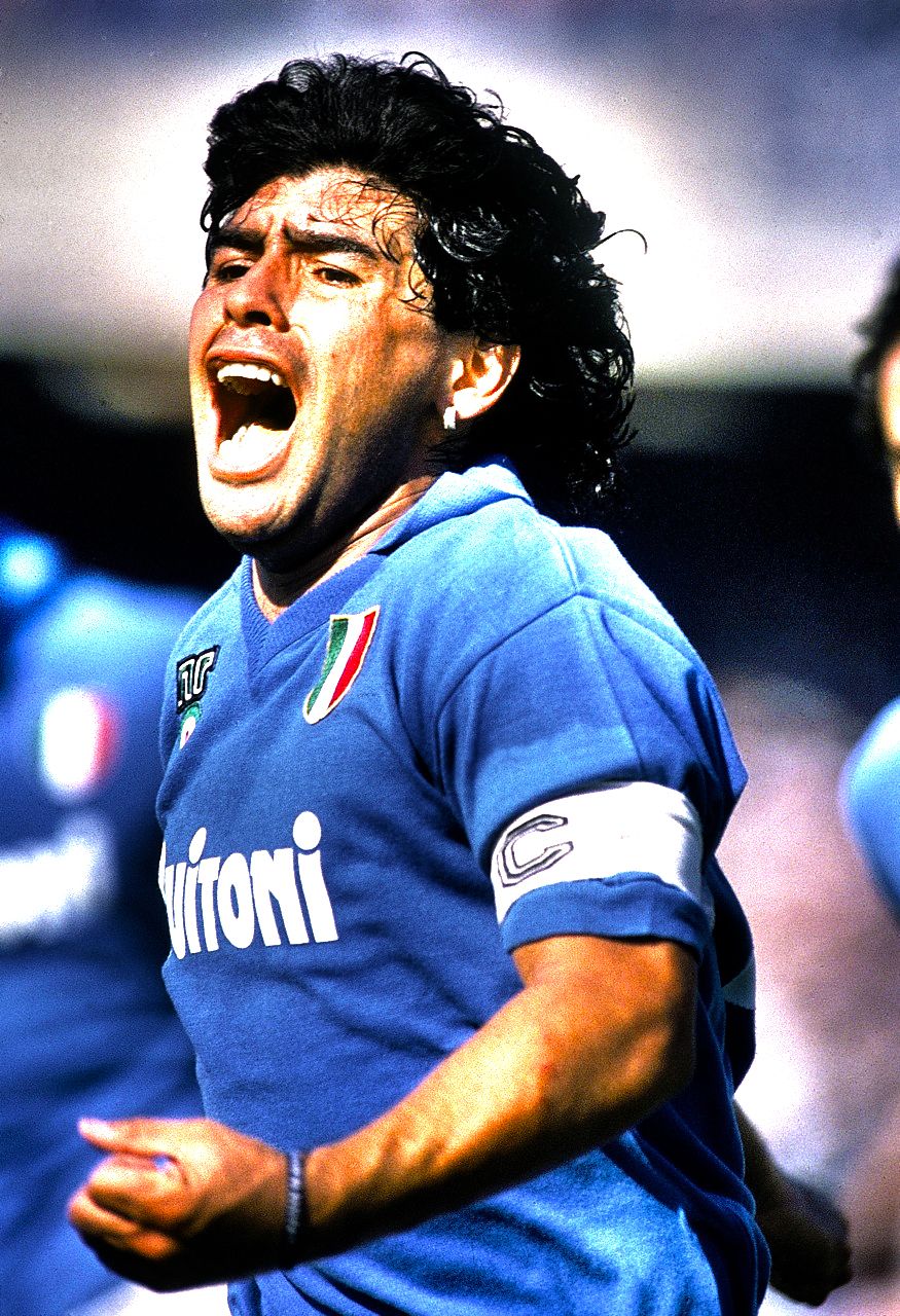 Diego Maradona Napoli - HD Wallpaper 