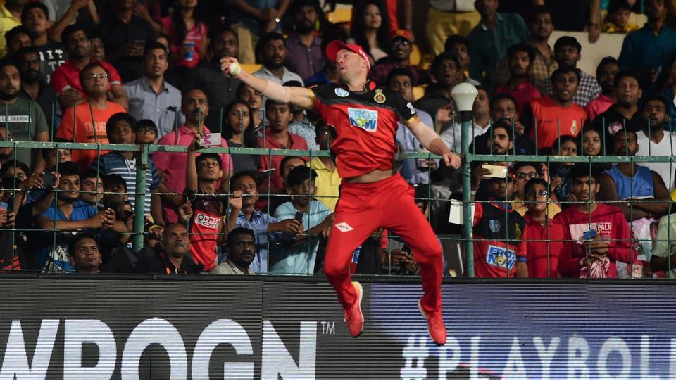 Royal Challengers Bangalore Ab De Villiers Takes The - Ab De Villiers 360 - HD Wallpaper 
