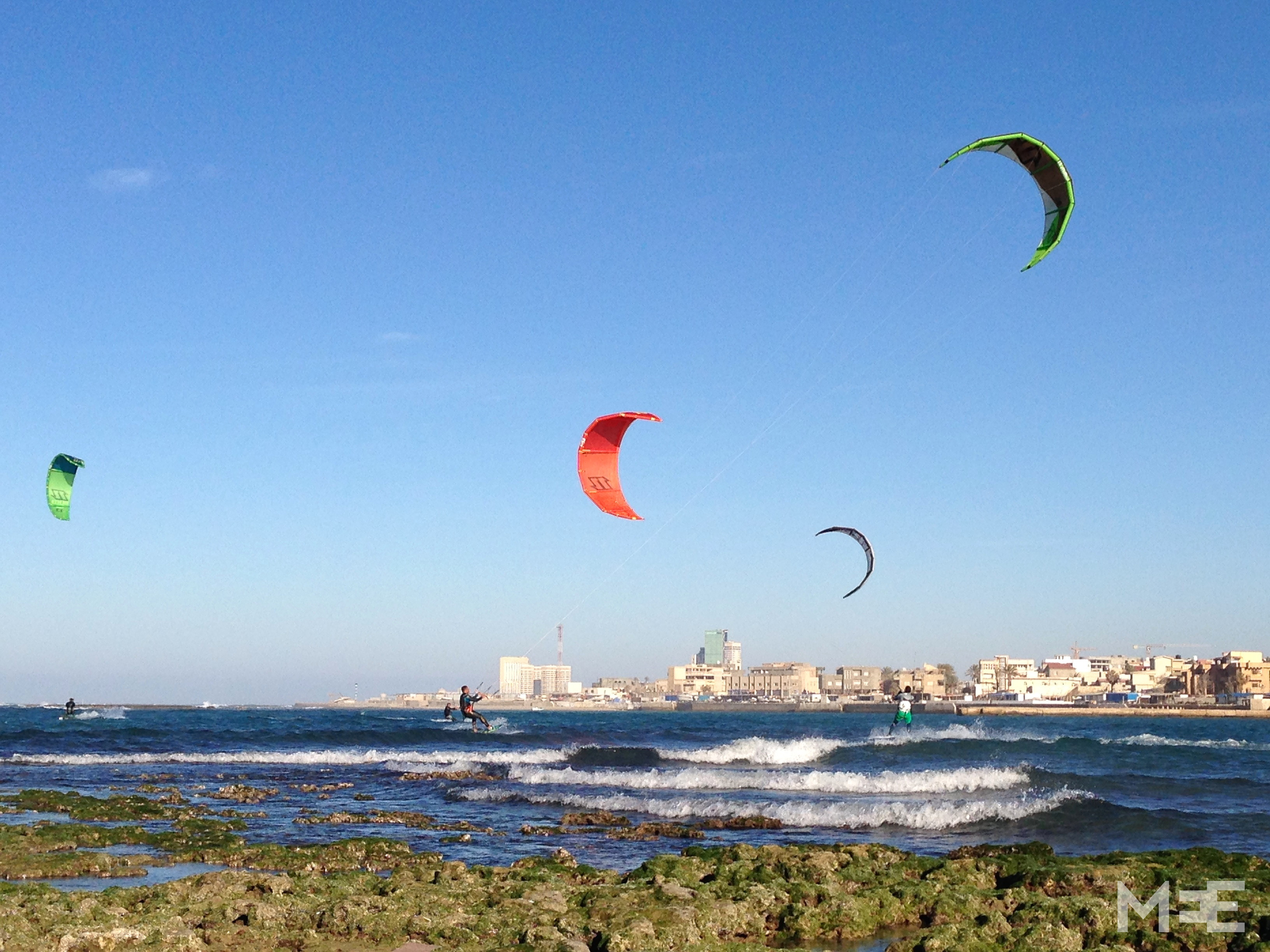 Kitesurfing - HD Wallpaper 