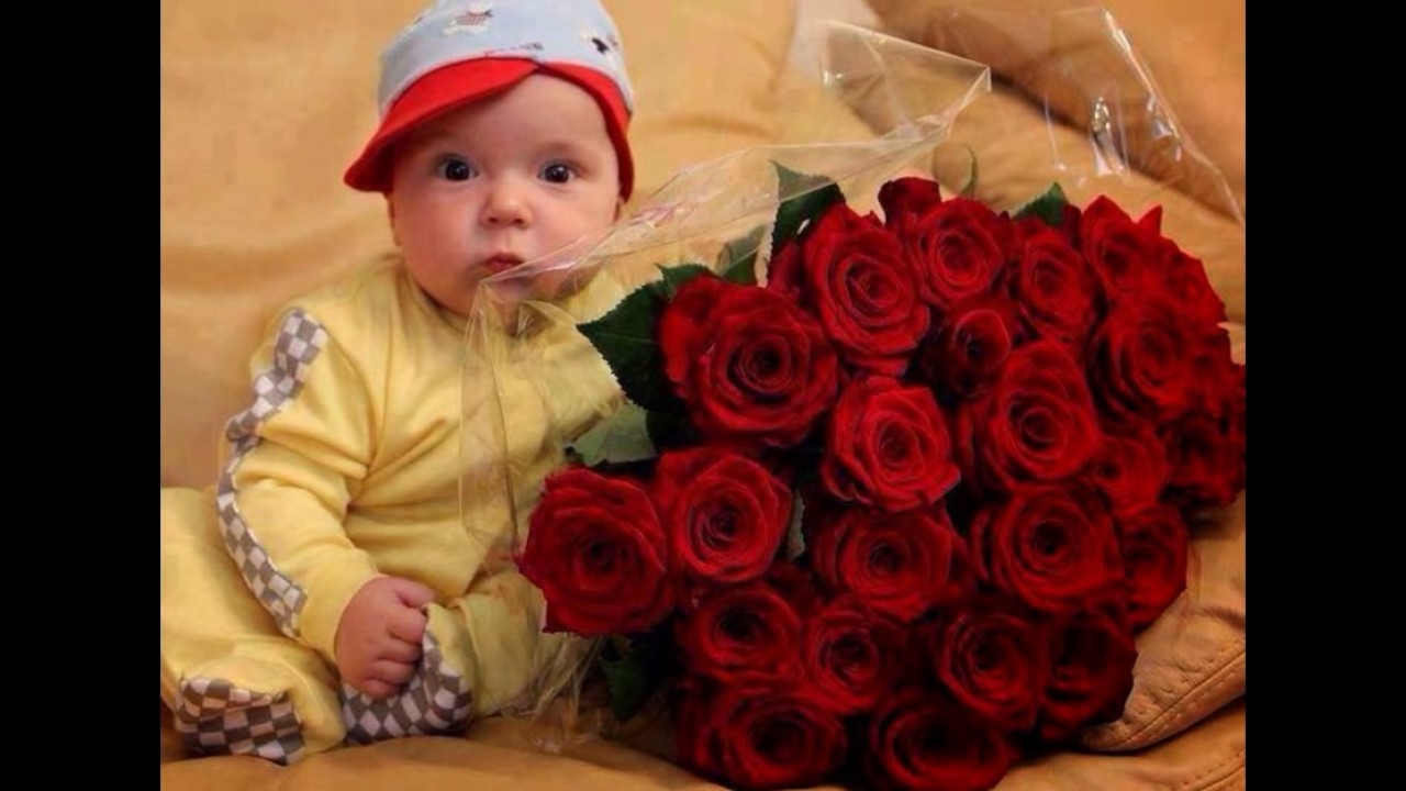 Cute Baby With Roses - HD Wallpaper 