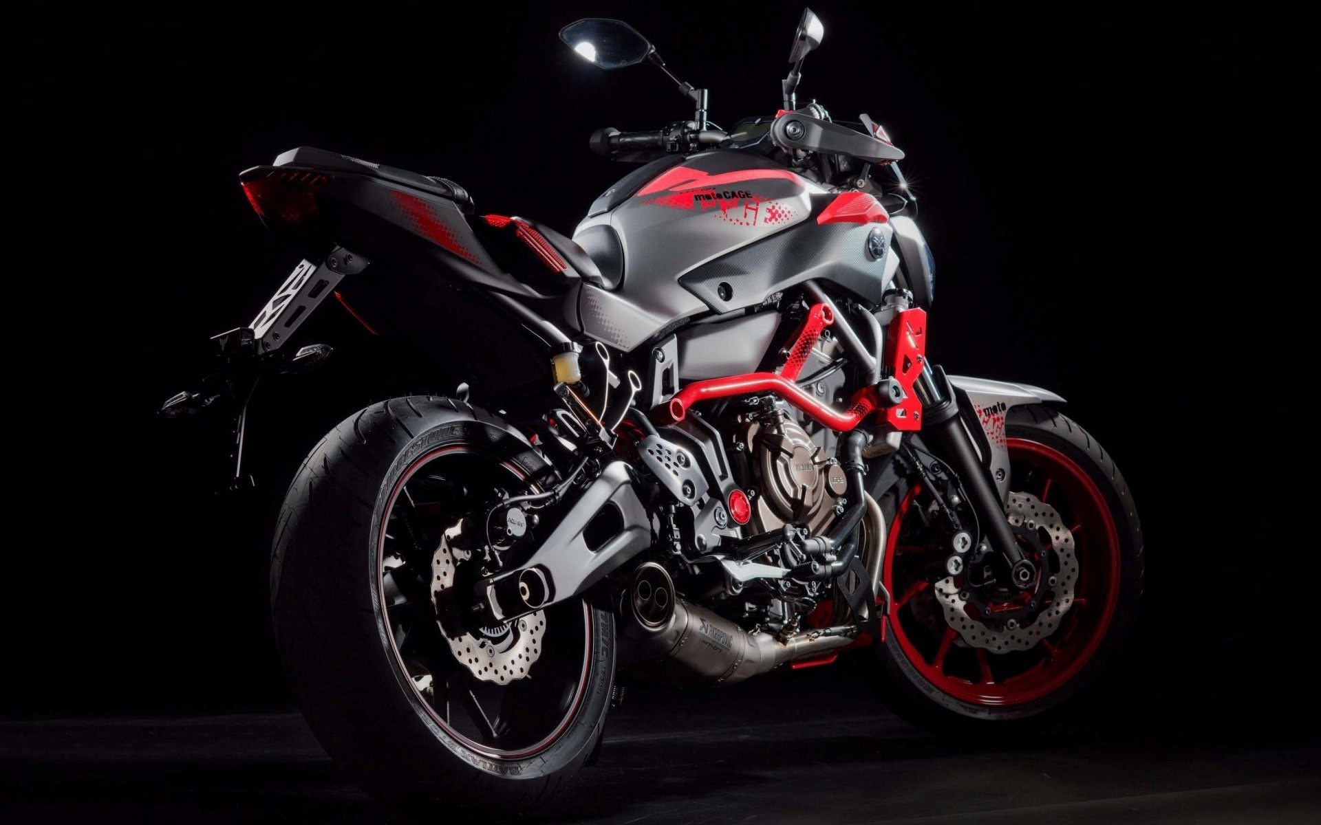 Pc Pics, New Hd Wallpaper Download Ll
 Hd New York - Black Red Nakedbike - HD Wallpaper 